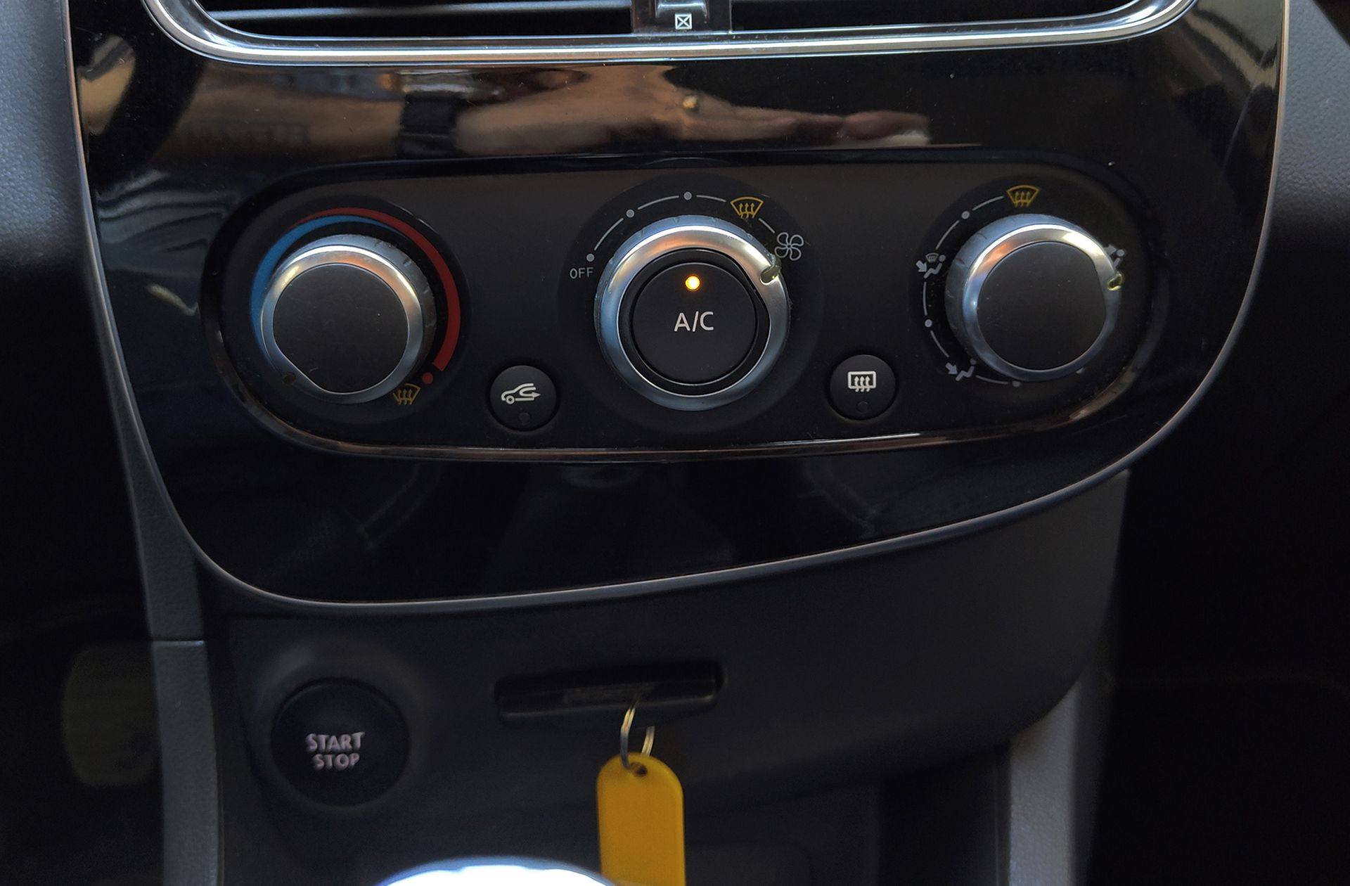 Renault Clio Energy TCe GLP - foto 24