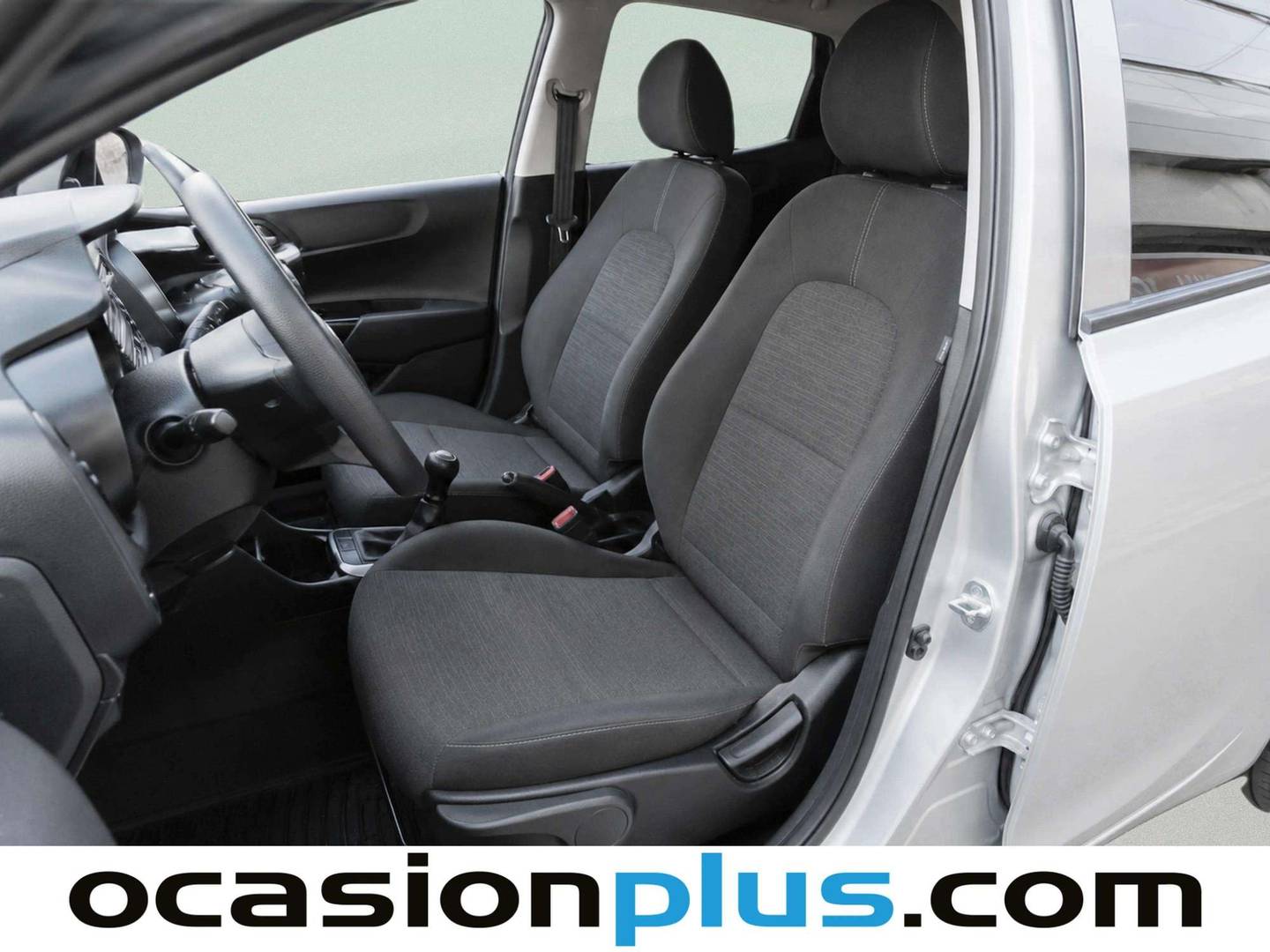 Foto asientos delanteros KIA Picanto KIA Picanto 1.0 CVVT Concept Plus  (67 CV)