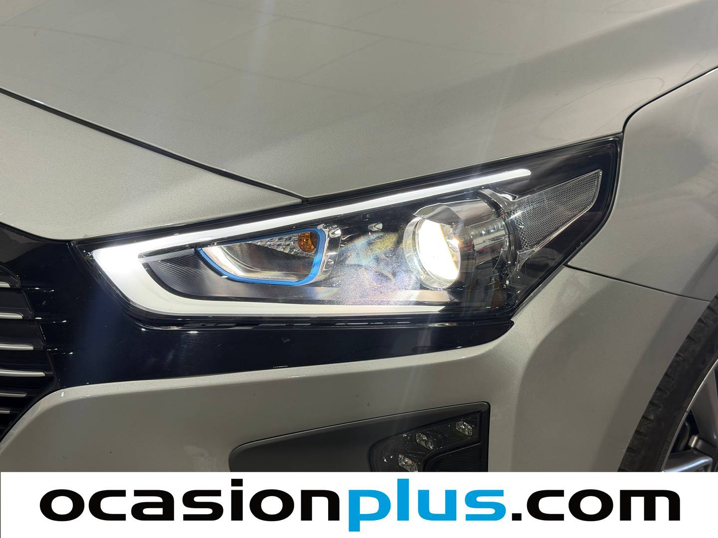 Acabados Hyundai IONIQ Hyundai Ioniq 1.6 GDI HEV Tecno DT (141 CV)