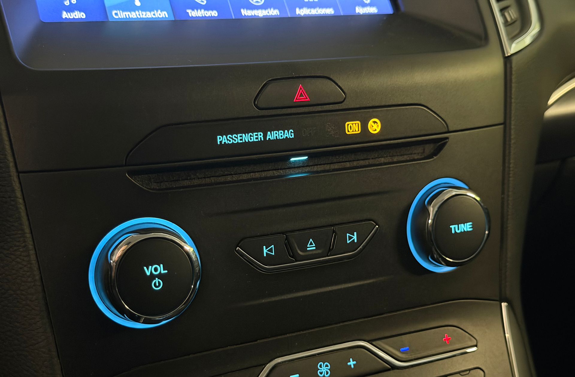 Ford S-Max 2.0 TDCi Panther Titanium Powershift 7 plazas - foto 42