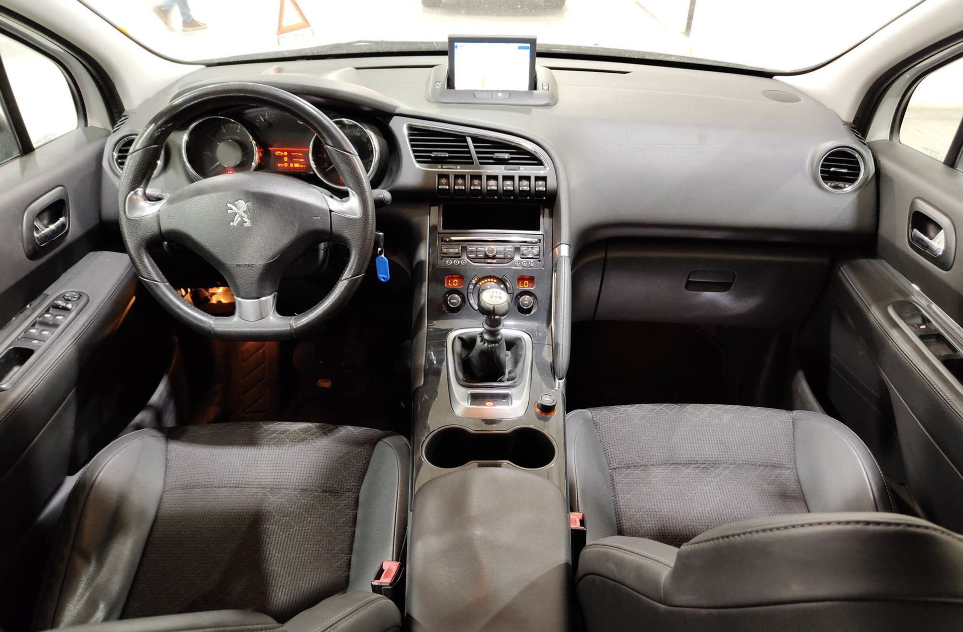 Peugeot 3008 1.2 PureTech Allure - foto 7