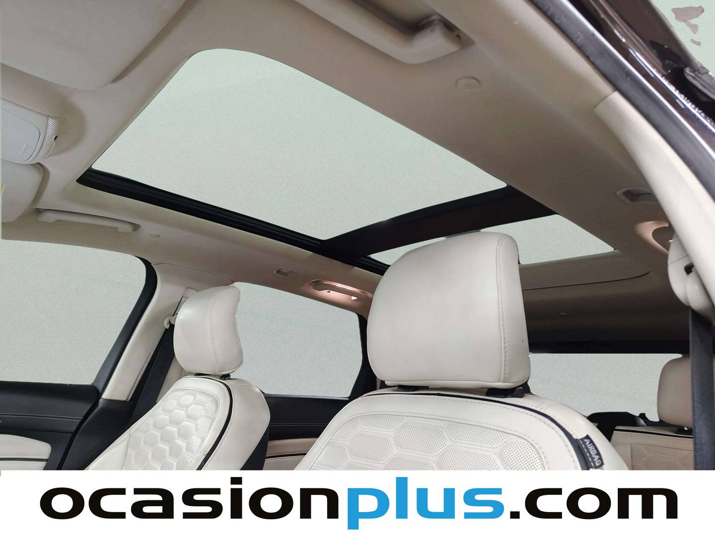 Extras y acabados del Ford Edge Ford Edge 2.0 TDCI Vignale 4x4 PowerShift (210 CV)
