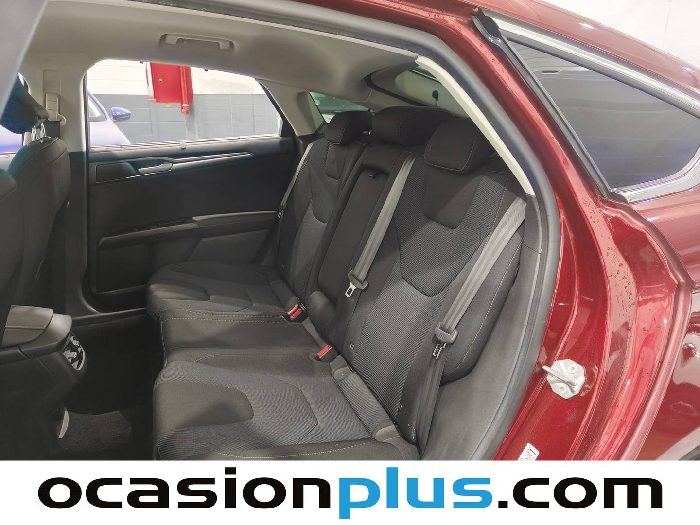 Foto asientos traseros Ford Mondeo Ford Mondeo 2.0 EcoBoost Titanium PowerShift (240 CV)