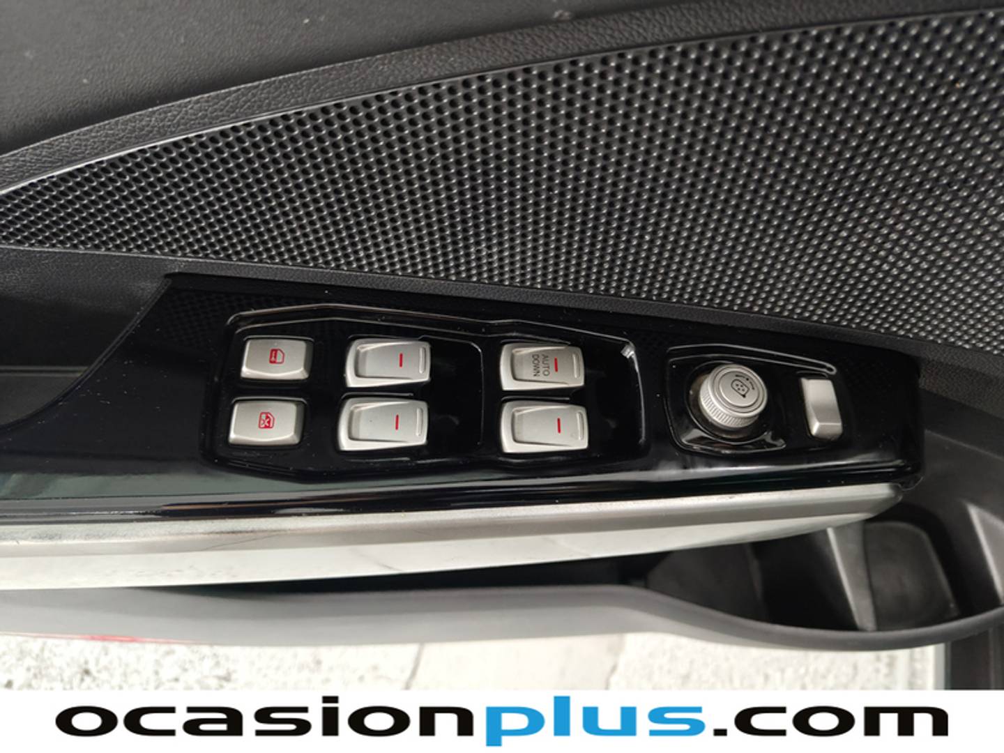 Foto SsangYong Tivoli Ssangyong Tivoli G16 Limited 4x2 (128 CV)