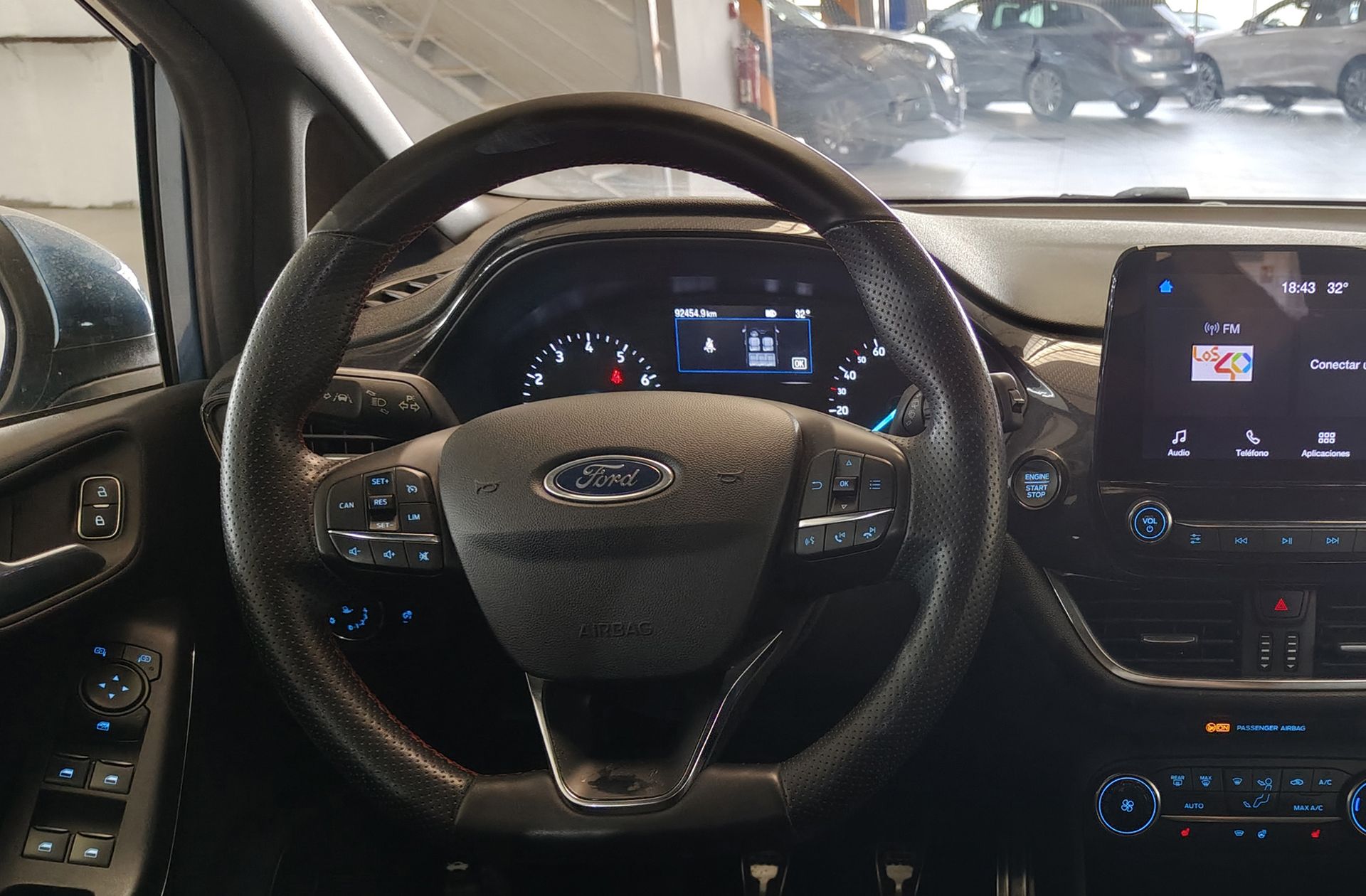 Ford Fiesta 1.0 EcoBoost MHEV ST-Line - foto 22