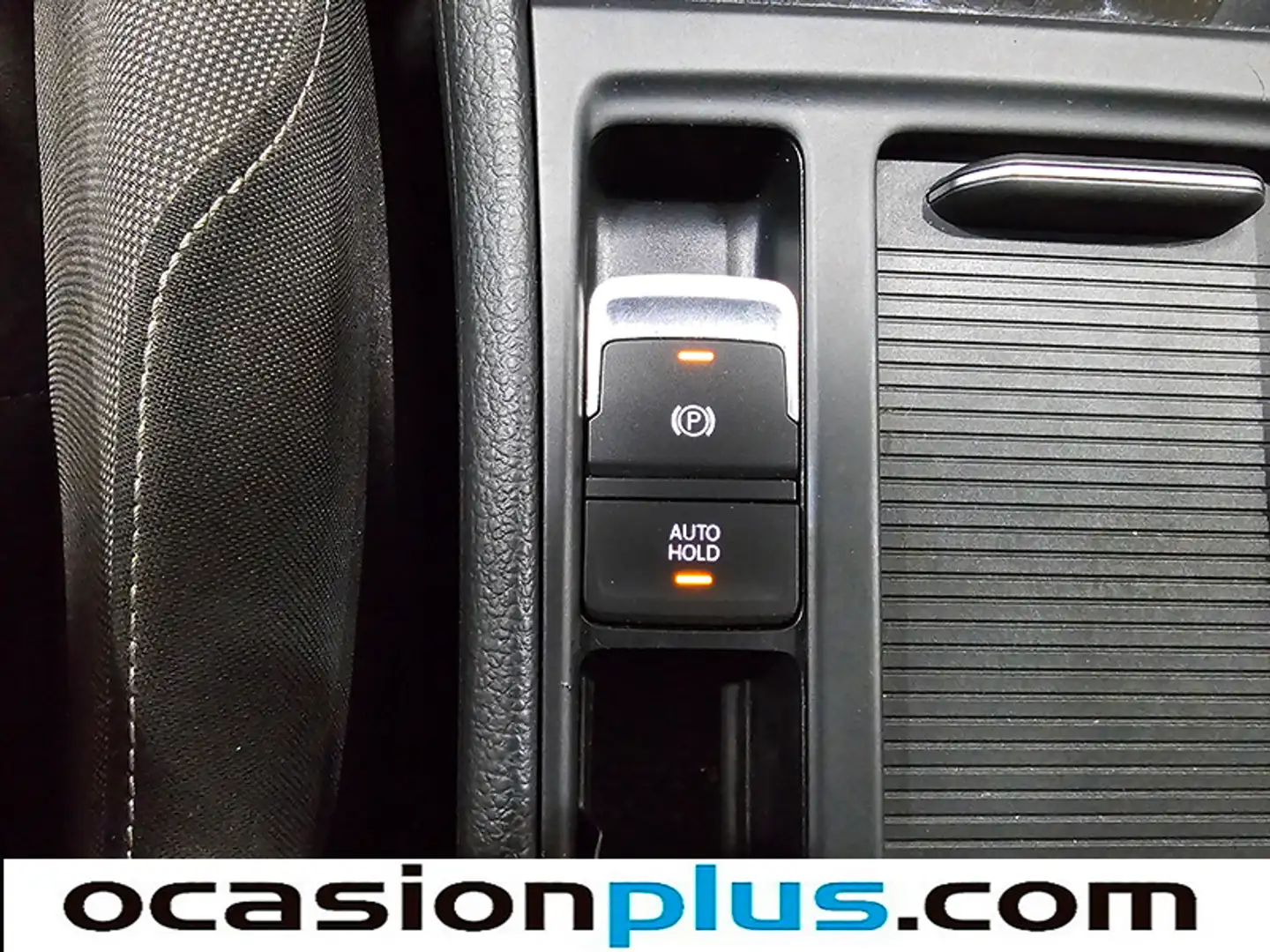 Foto Volkswagen Golf Volkswagen Golf Sport 1.6 TDI (115 CV) DSG PACK R-LINE