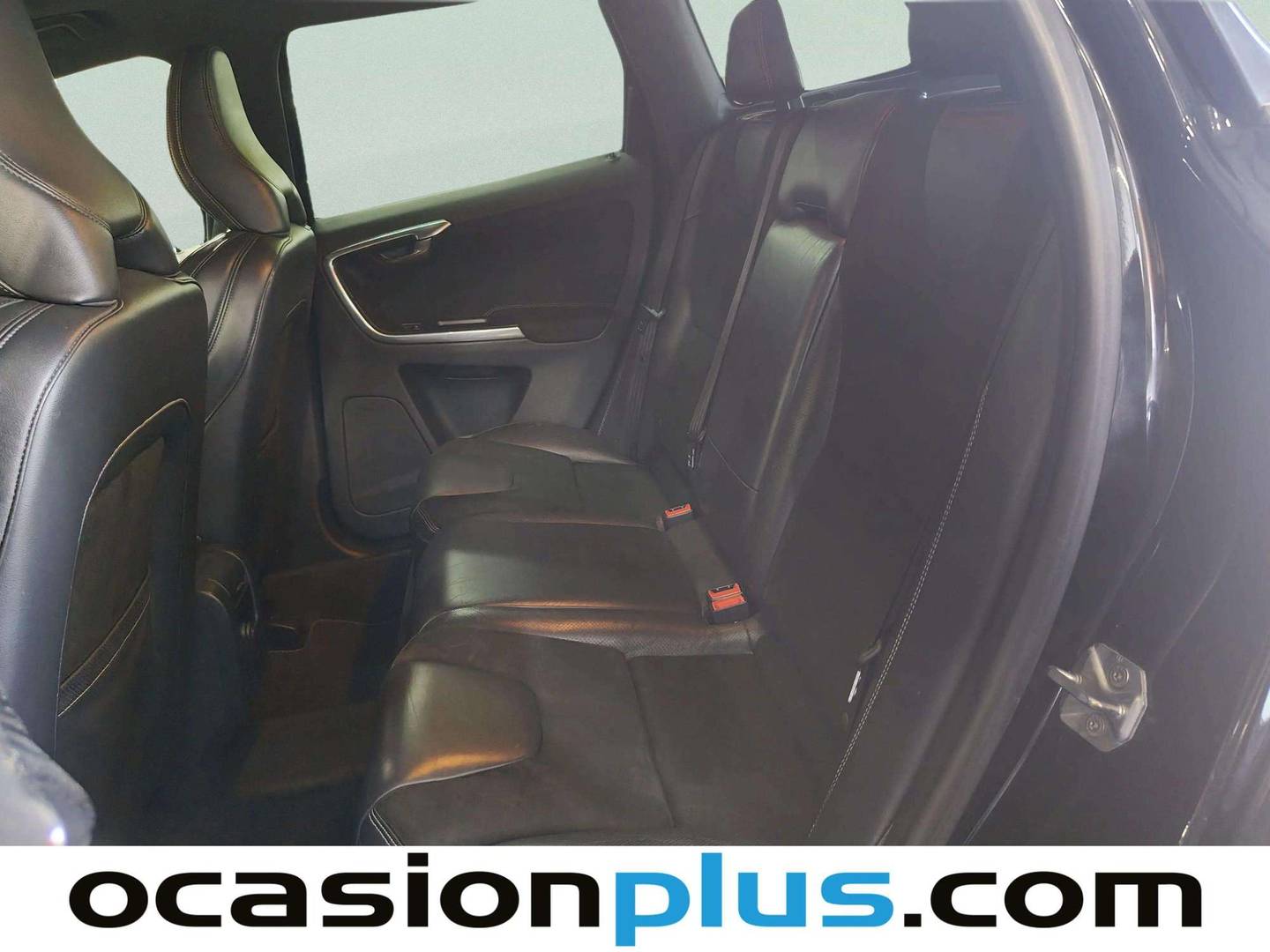 Foto asientos traseros Volvo XC60 Volvo XC60 D3 R-Design Momentum Auto (150 CV)