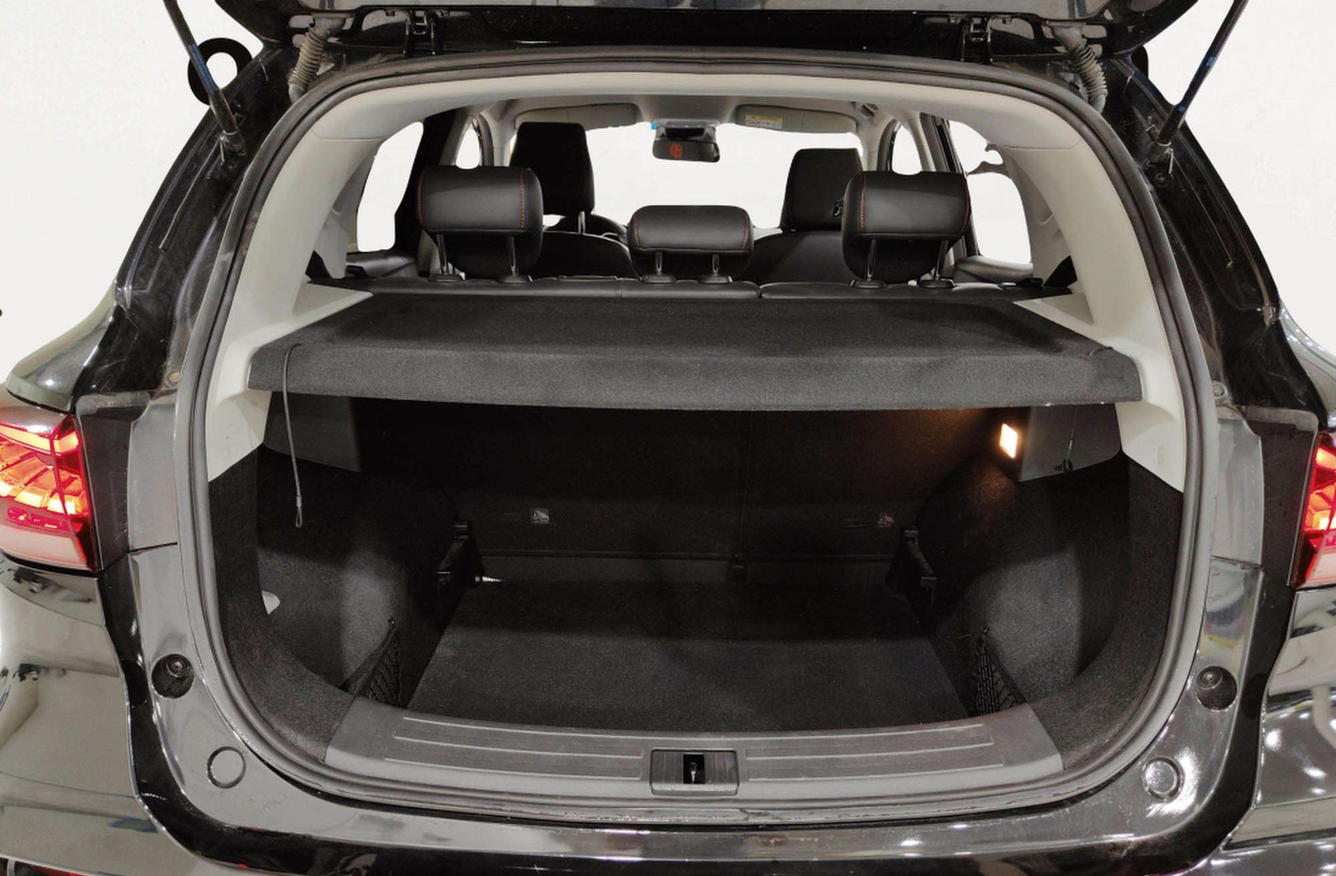 MG ZS 1.5 Luxury - foto 18