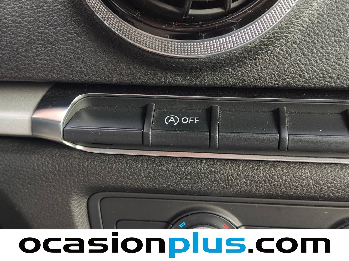 Equipamiento del Audi A3 Audi A3 Attracted 1.6 TDI clean diesel (110 CV) S tronic