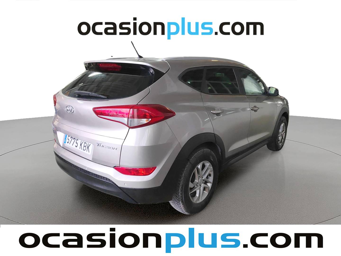 Foto trasera Hyundai Tucson Hyundai Tucson 1.6 GDI BlueDrive Essence 4x2 (131 CV) derecha
