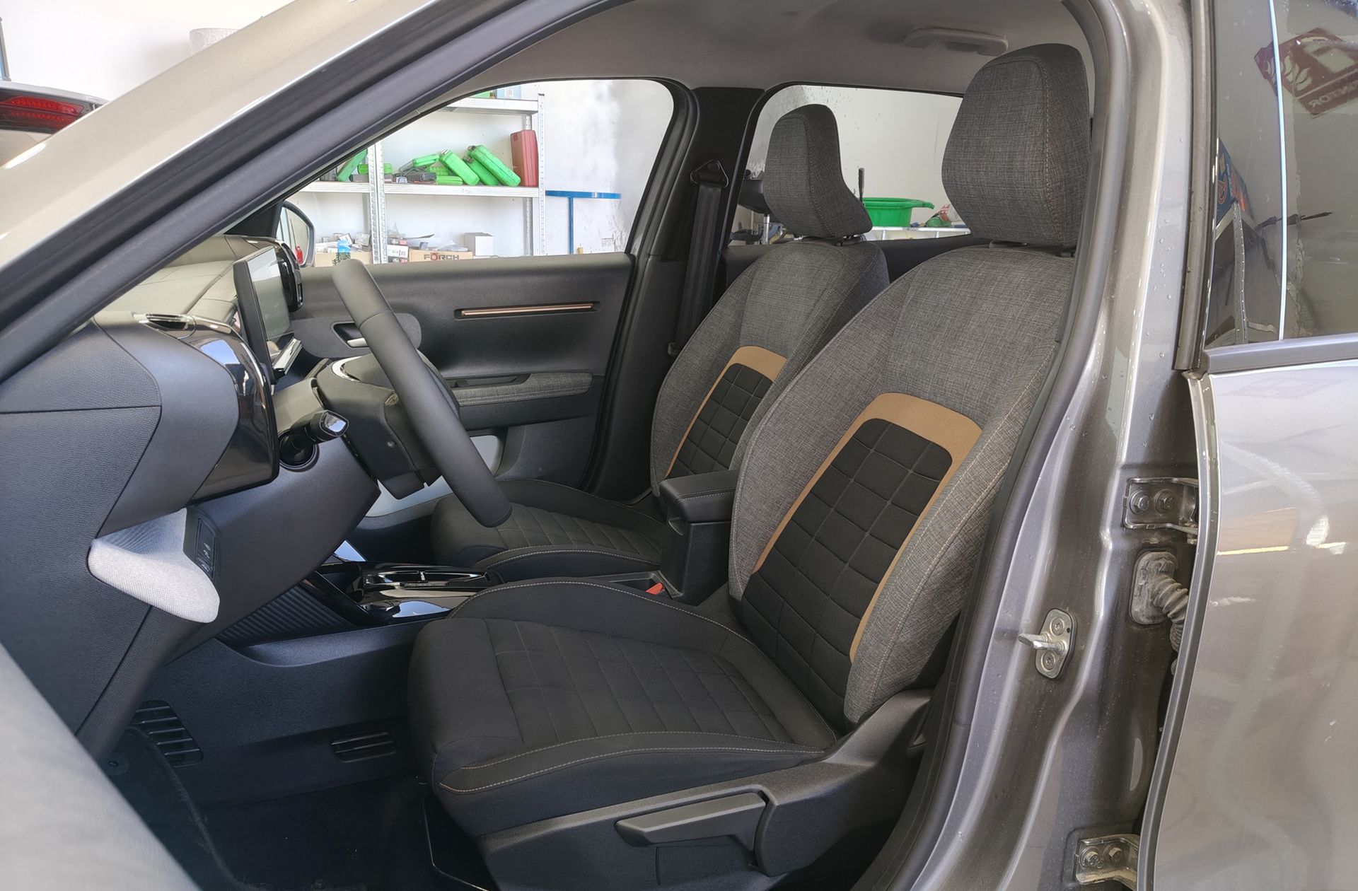 Citroën C3 Aircross Hybrid 145 Plus e-DCS6 - foto 10