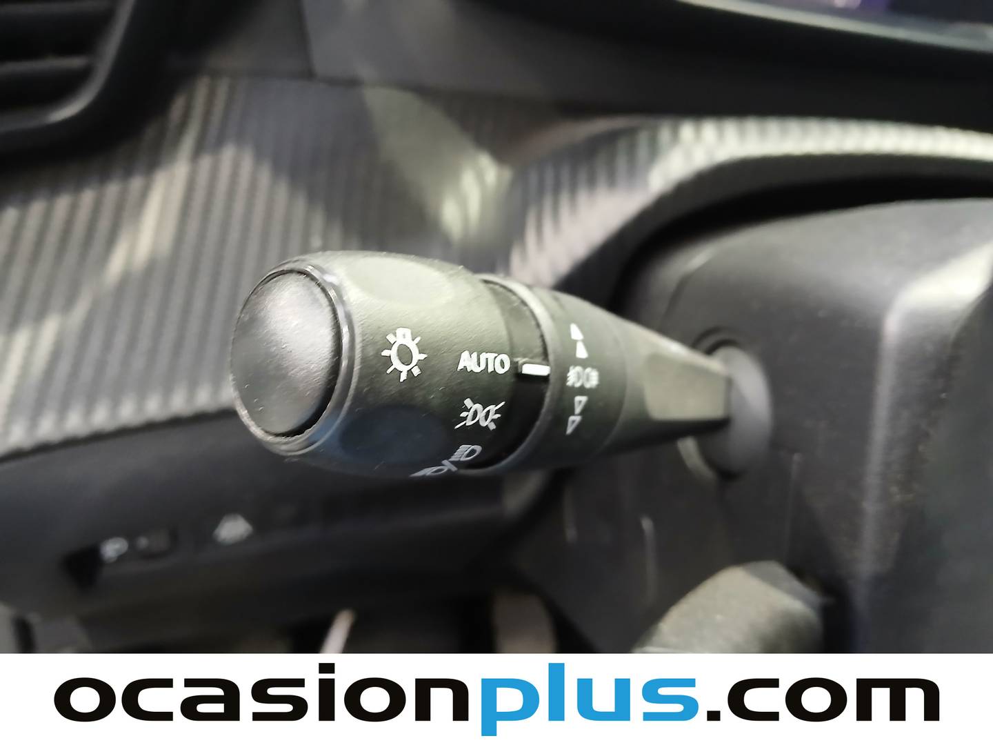 Foto Peugeot 2008 Peugeot 2008 BlueHDi 110 Allure Pack (110 CV)