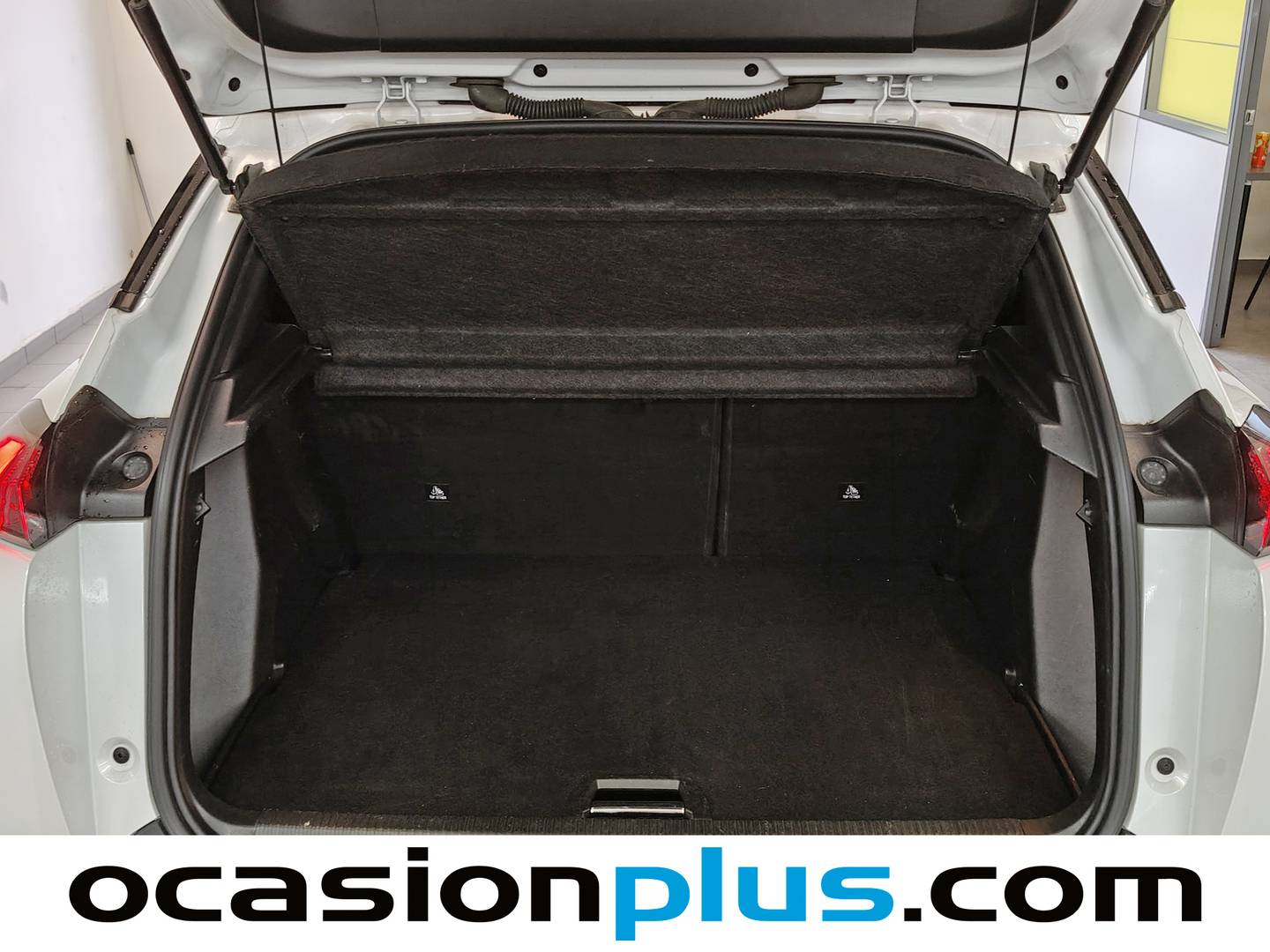 Foto Peugeot 2008 Peugeot 2008 PureTech 100 S&S Allure (100 CV)