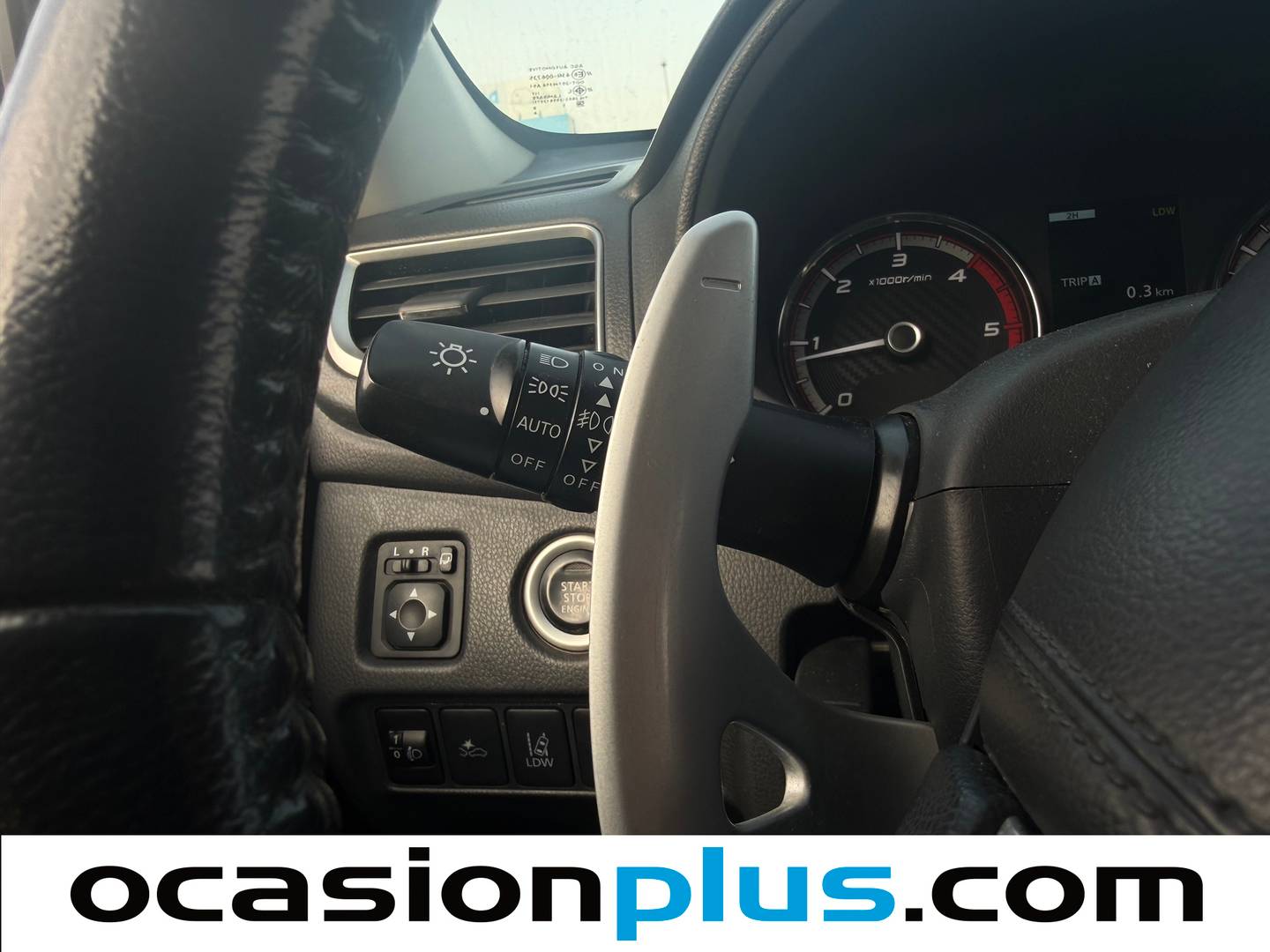 Extras del Mitsubishi L200 Mitsubishi L200 220 DI-D Motion Auto (150 CV)