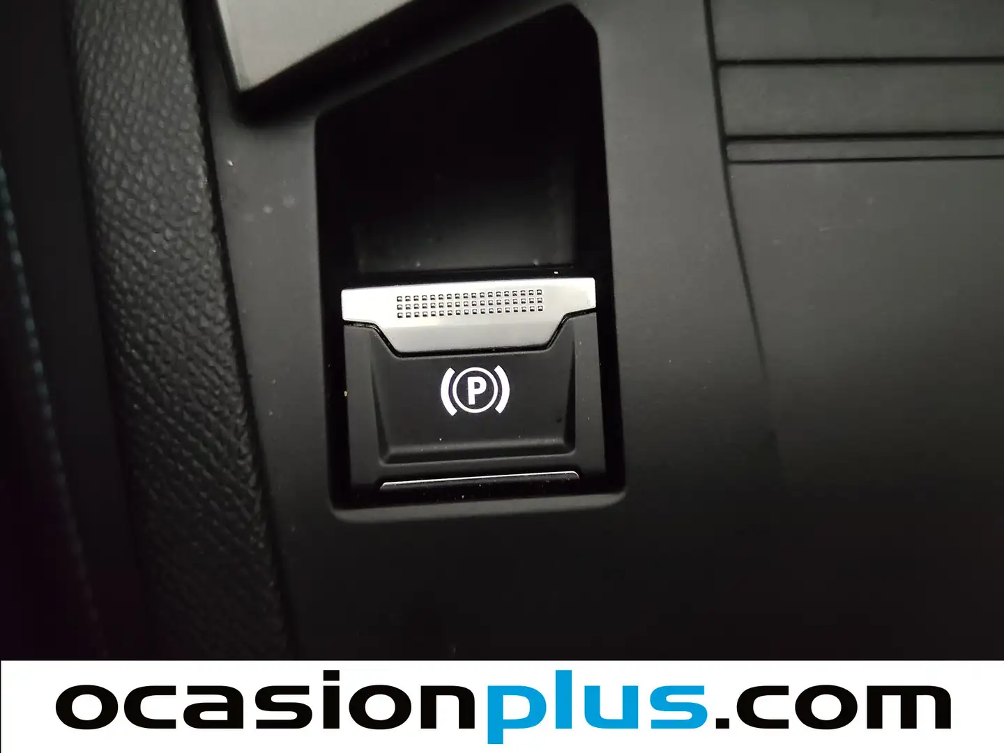 Foto Peugeot 308 Peugeot 308 Allure Hybrid eDCS6 (145 CV)