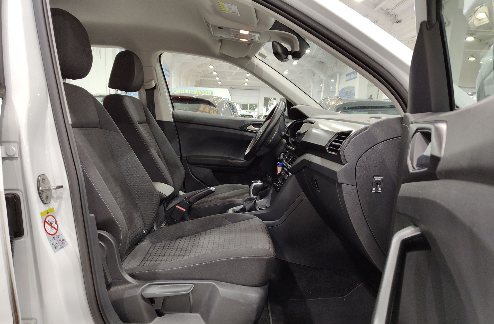 Volkswagen T-Cross Advance 1.0 TSI DSG - foto 17
