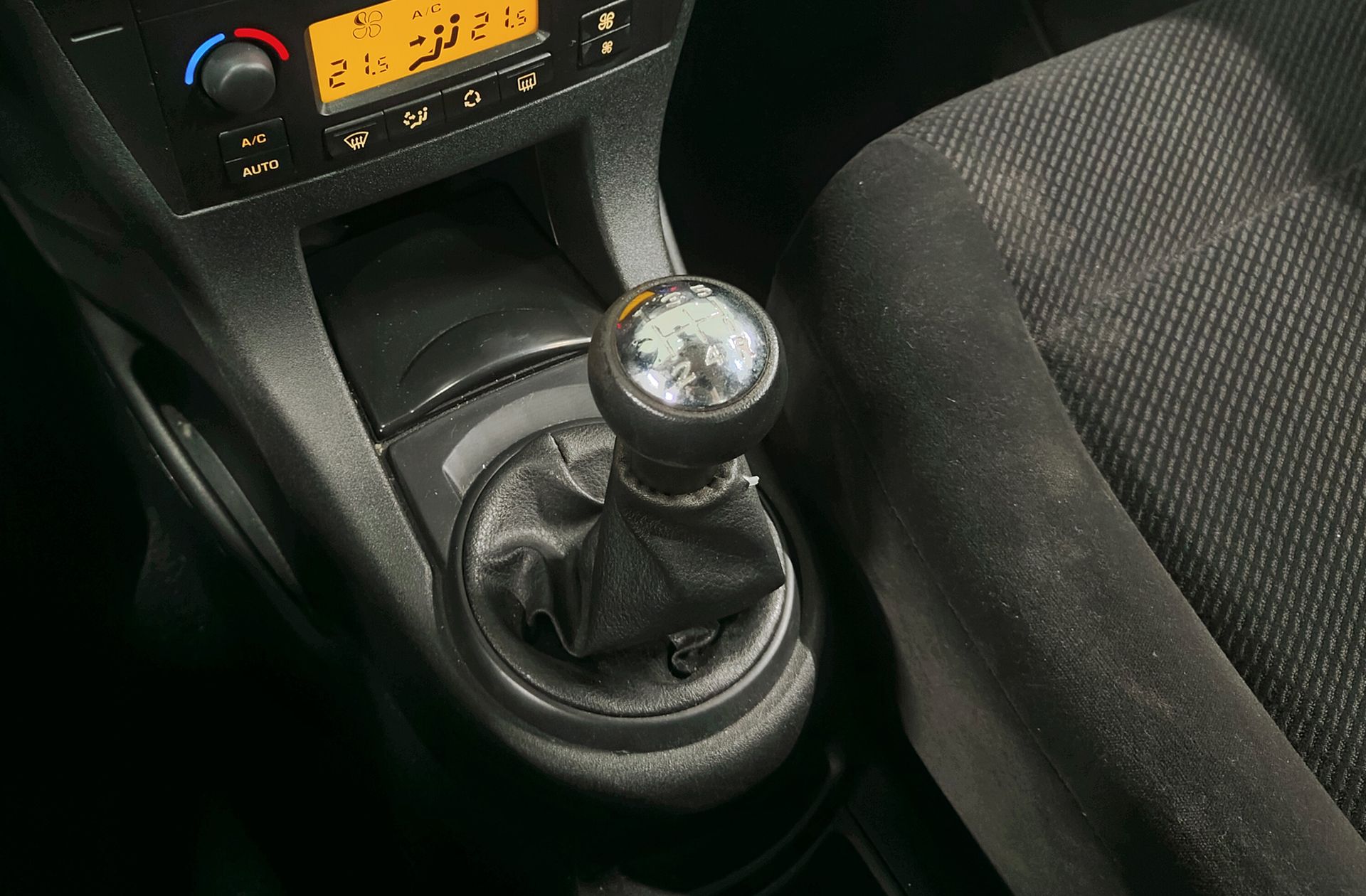 Citroën C4 1.6 HDi FP Sedán Collection - foto 5