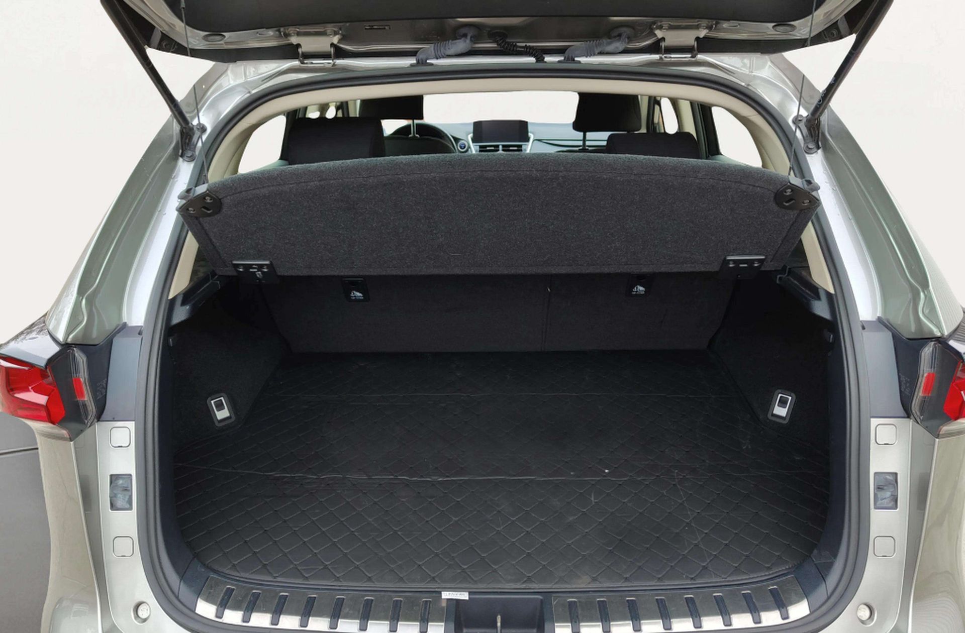 Lexus NX 300h Business Navigation 2WD - foto 15