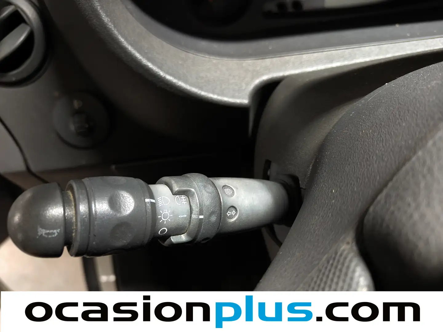 Foto Iveco Daily Iveco Daily Furgon 35 S 11 3300/2100 RS (105 CV)