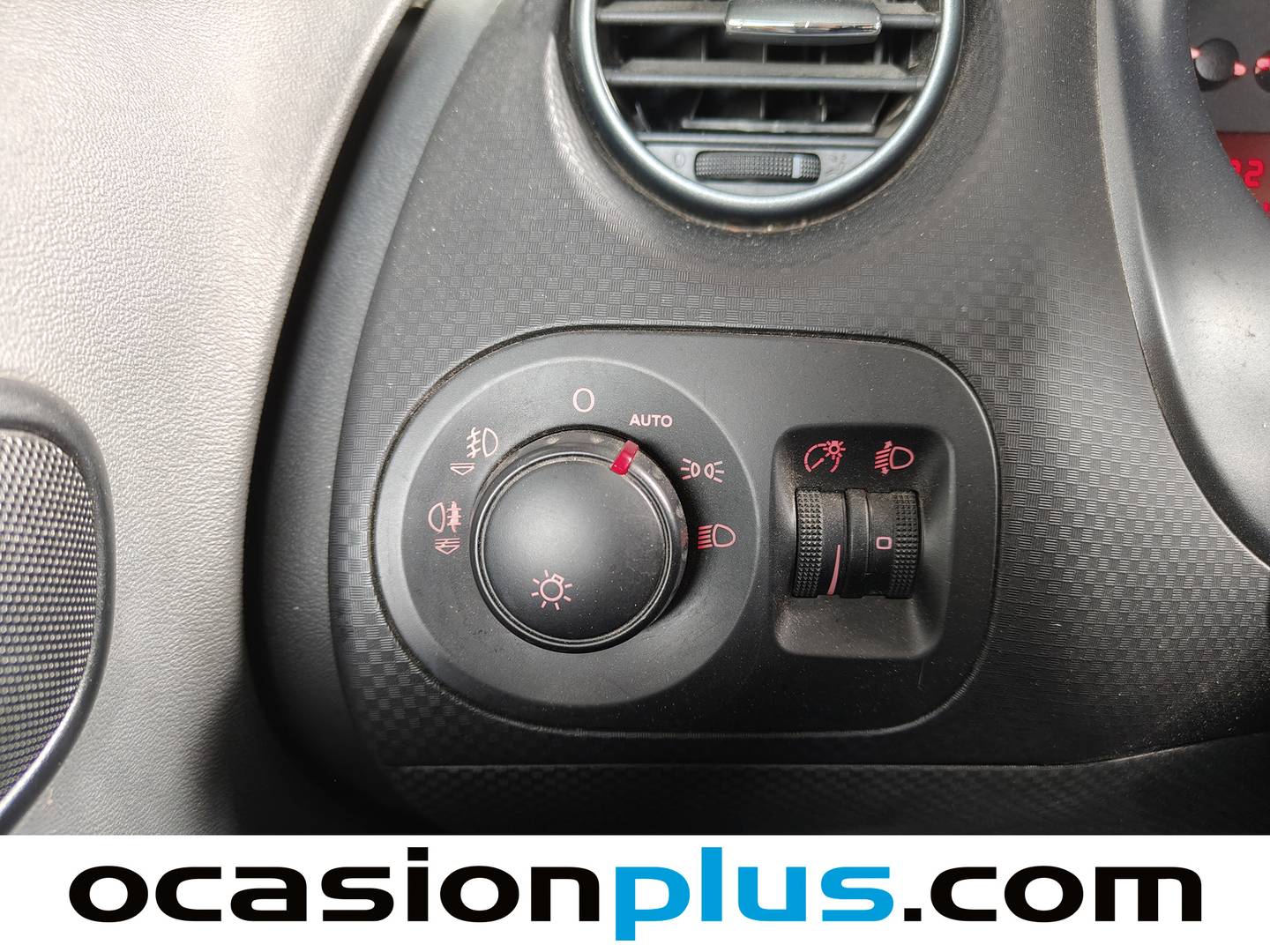 Extras y acabados del Seat Altea XL Seat Altea XL 2.0 TDI Stylance (140 CV)