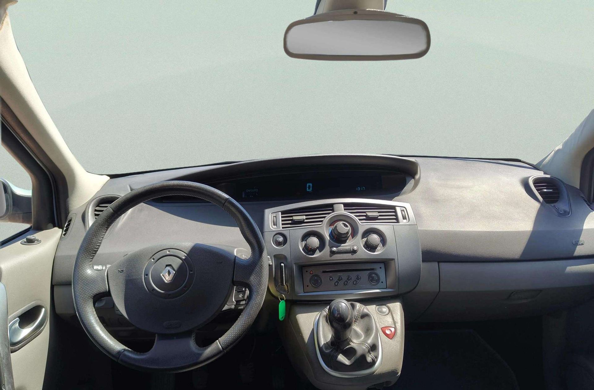 Renault Scénic 1.5 dCi Confort Dynamique - foto 6