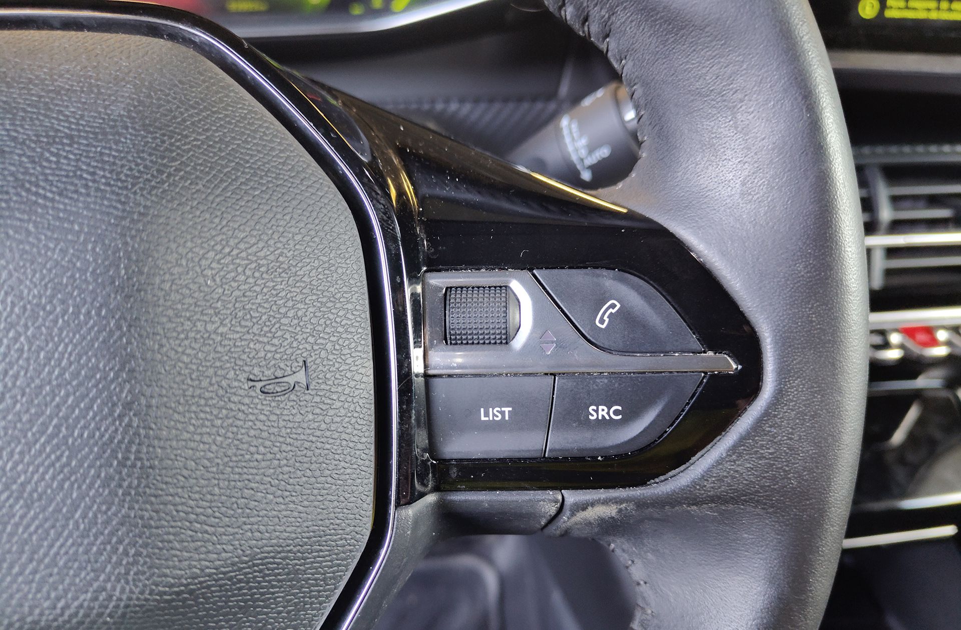 Peugeot 2008 PureTech 130 Allure Pack - foto 26