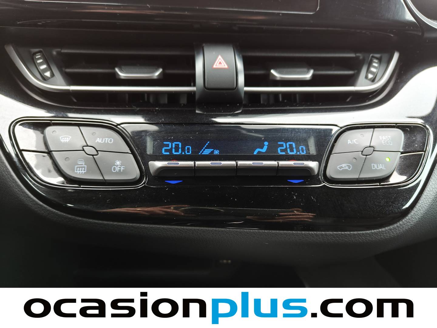 Foto Toyota C-HR Toyota C-HR 1.8 125H Advance (122 CV)