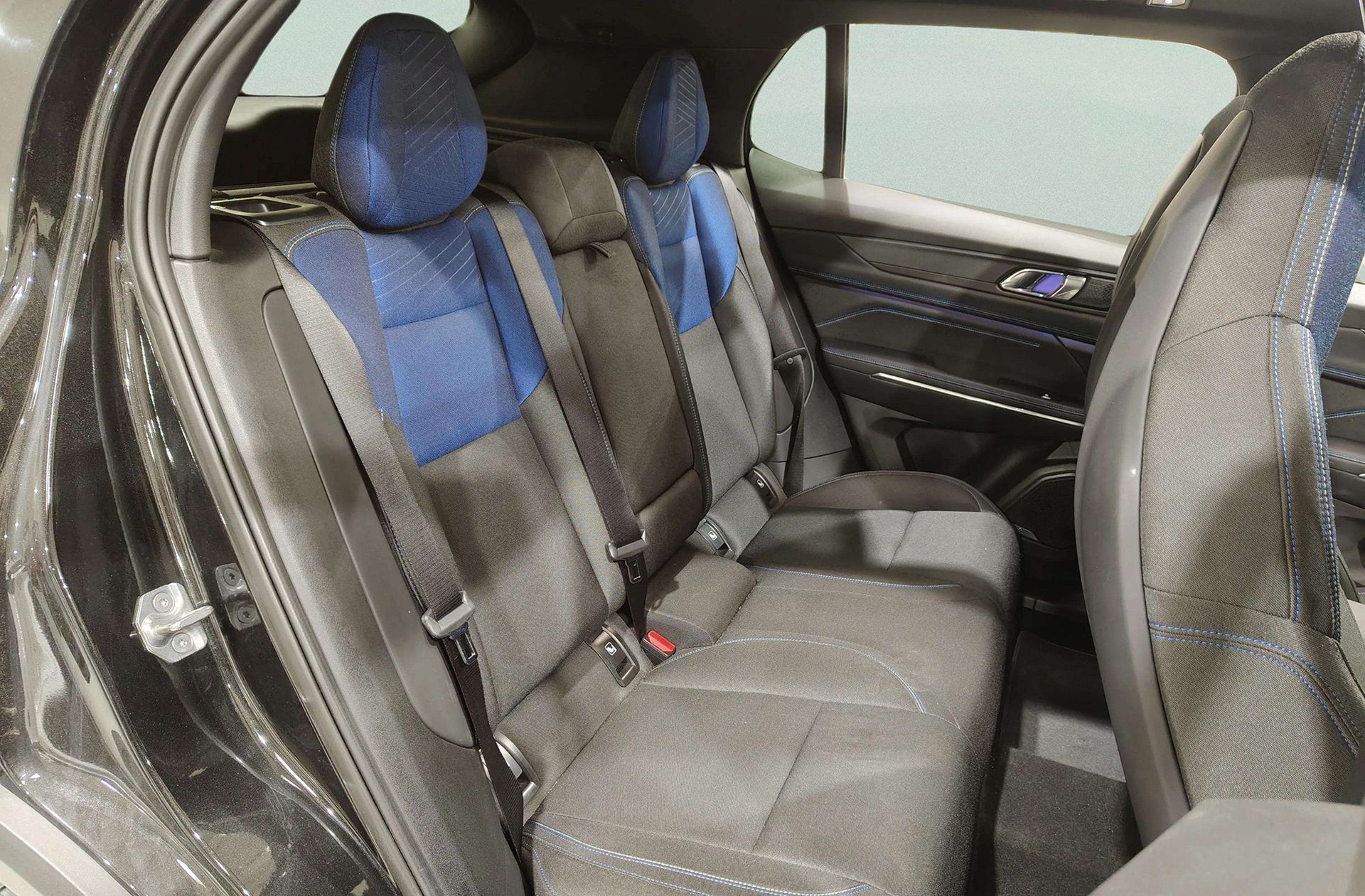 Lynk & Co 01 1.5 PHEV - foto 26