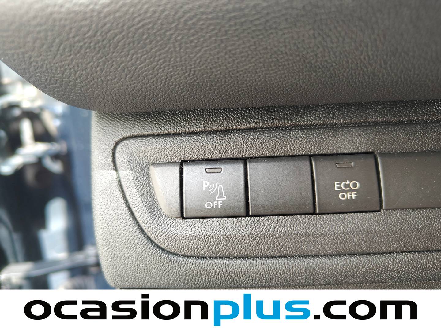 Acabados Peugeot 208 Peugeot 208 PureTech Signature (82 CV)