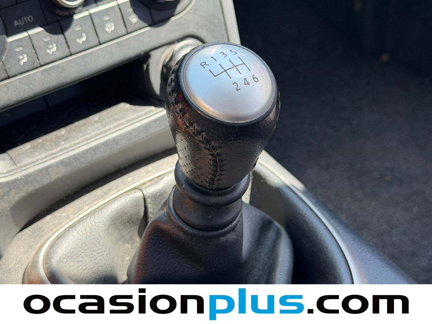 Extras y acabados del Nissan QASHQAI Nissan Qashqai dCi 110 S&S Acenta 4x2 (110 CV)