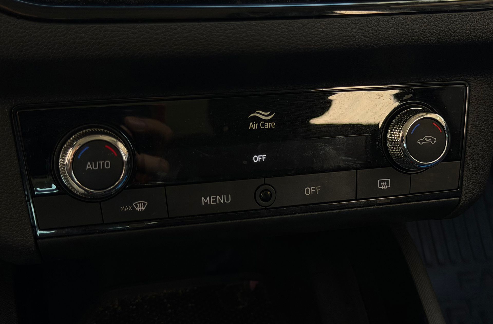 Škoda Kamiq 1.0 TSI Ambition - foto 27