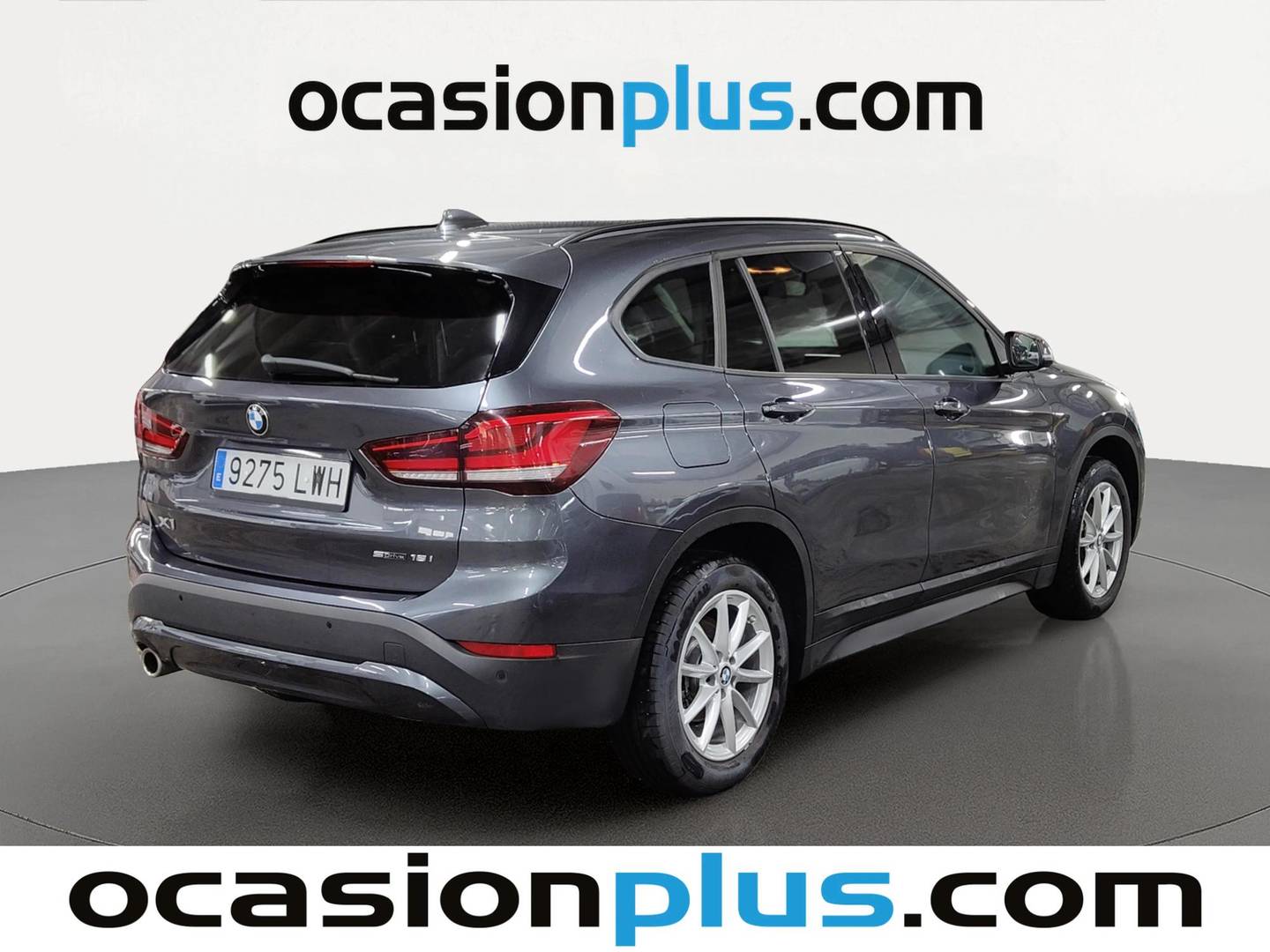 Foto trasera BMW X1 BMW X1 sDrive18i (136 CV) derecha