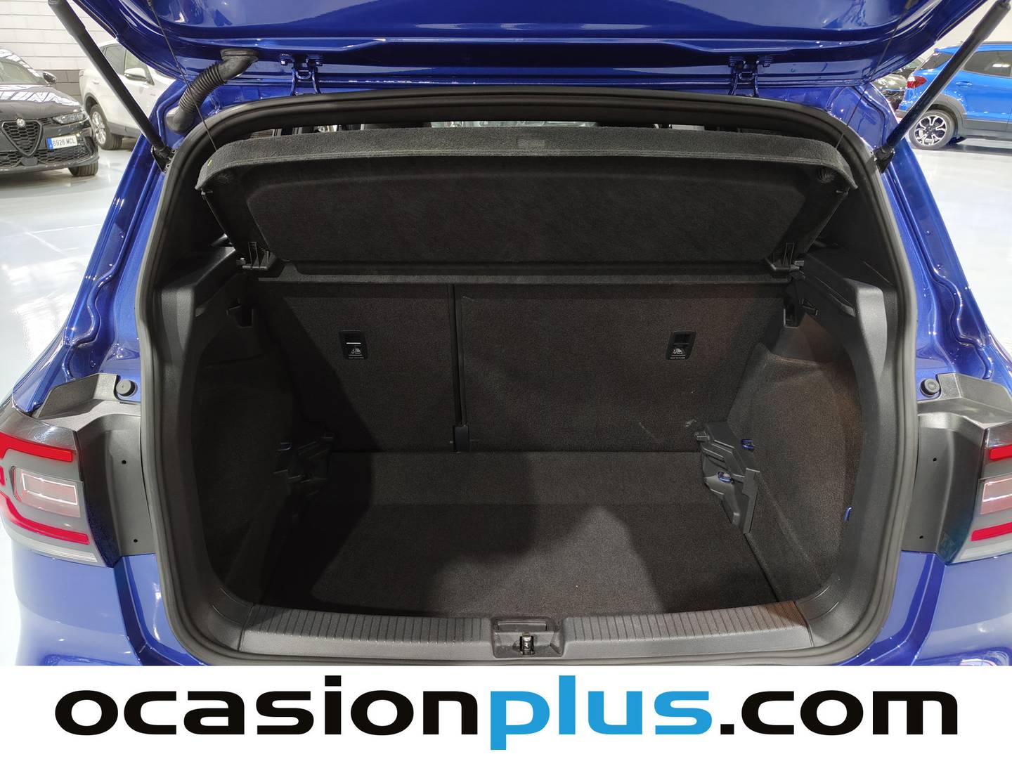 Fotos maletero Volkswagen T-Cross Volkswagen T-Cross 1.5 TSI (150 CV) DSG Pack R- Line
