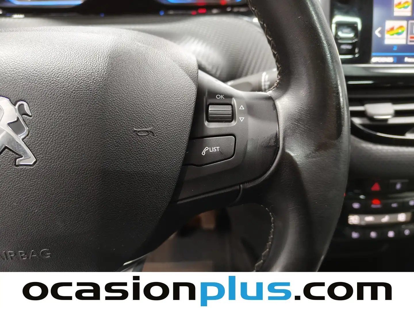 Foto Peugeot 2008 Peugeot 2008 BlueHDi 120 S&S Allure (120 CV)