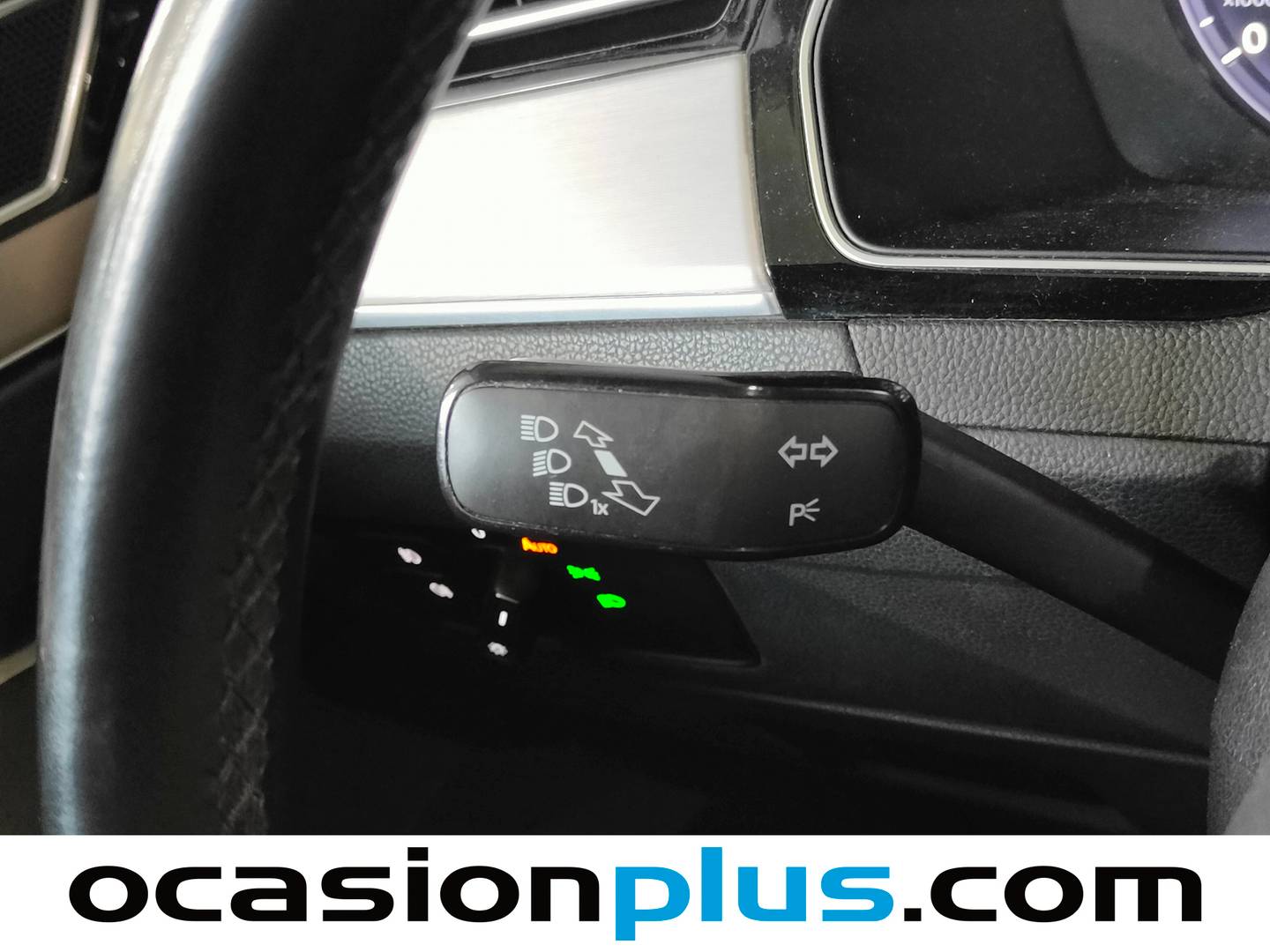 Volkswagen Passat Volkswagen Passat Sport 2.0 TDI BMT (150 CV) DSG de ocasión