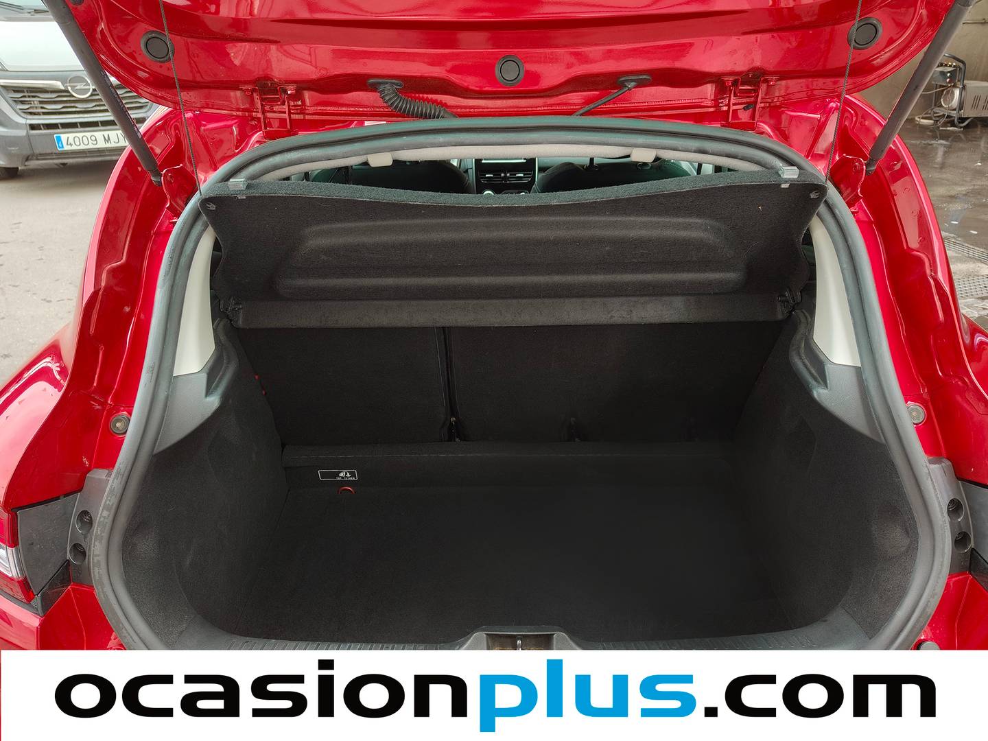 Foto asientos delanteros Renault Clio Renault Clio Limited 1.2 16v (75 CV)
