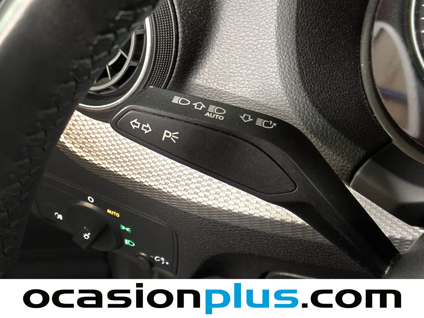 Foto Audi Q2 Audi Q2 Advanced 30 TDI (116 CV)