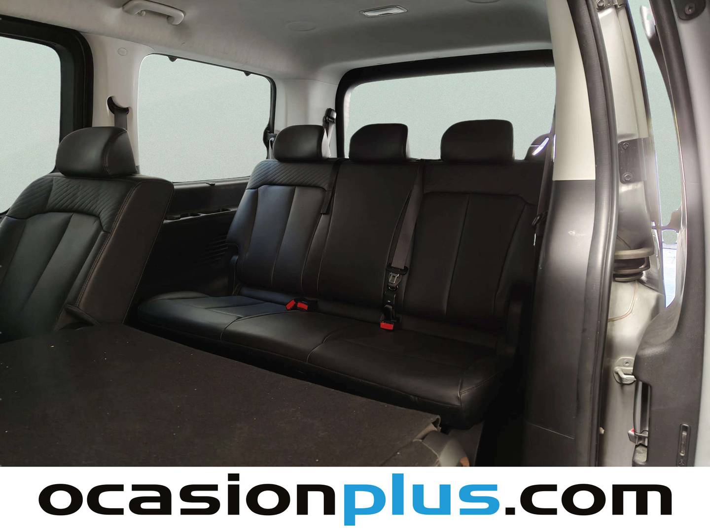 Fotos maletero Hyundai Staria Hyundai Staria 2.2 CRDI Tecno 9S Auto (177 CV 7 Plazas)