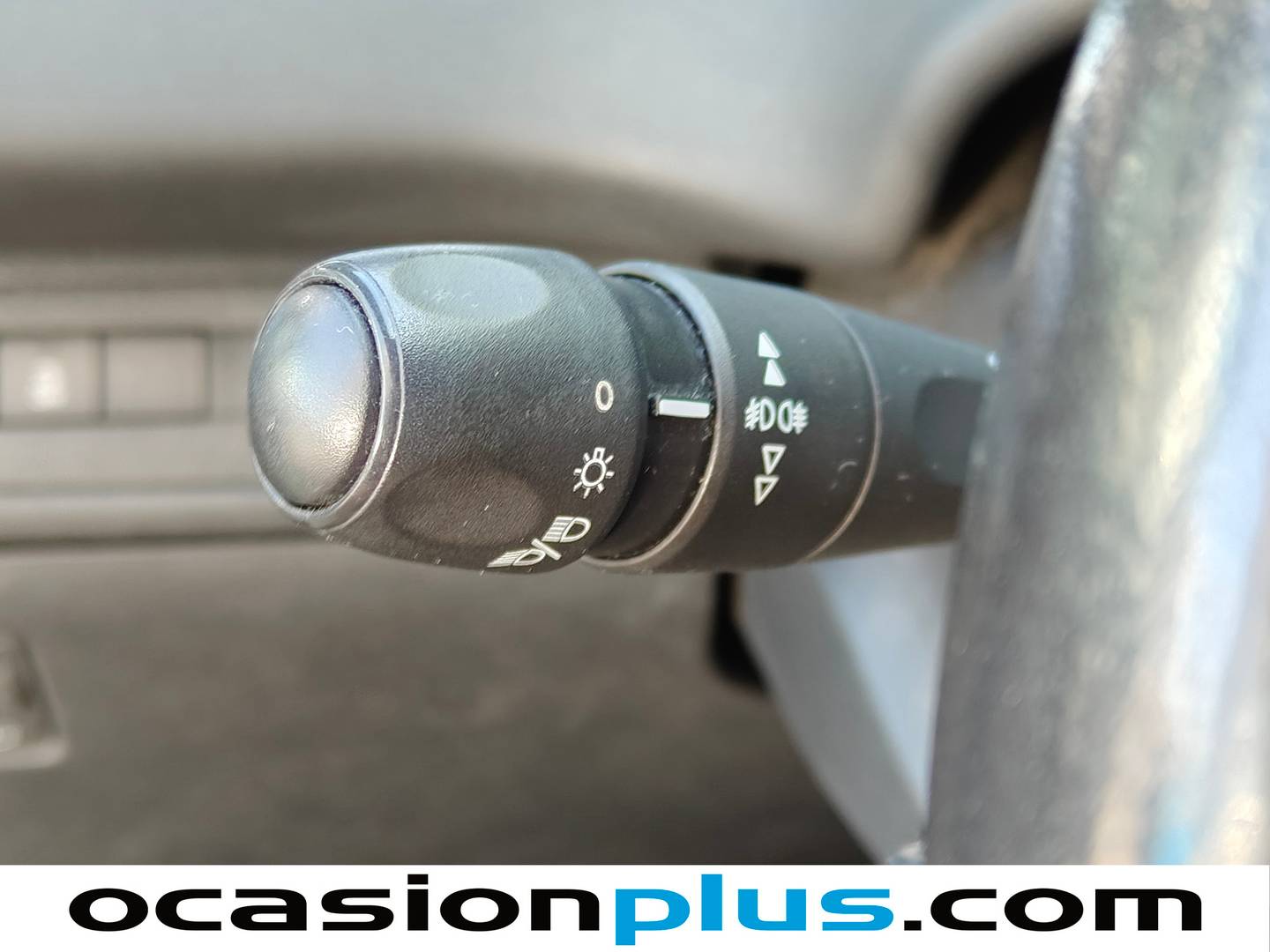Peugeot 208 Peugeot 208 HDi 68 Style (68 CV) 68cv