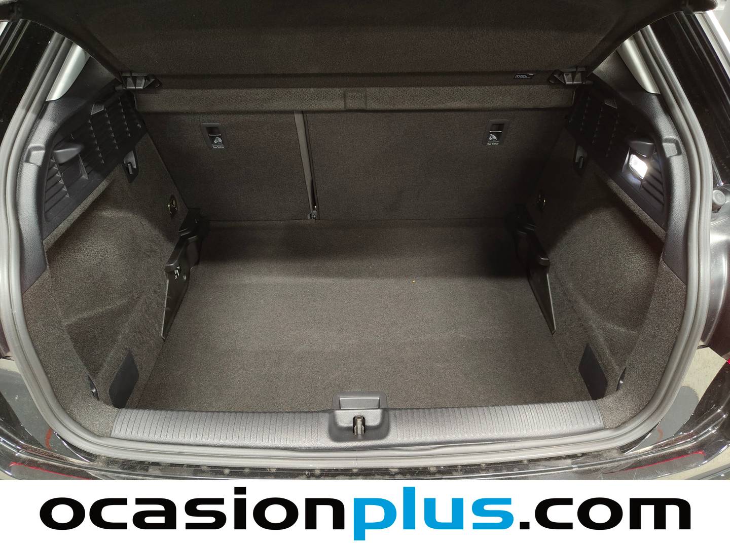 Foto Audi Q2 Audi Q2 S line 30 TFSI 81 kW (110 CV)