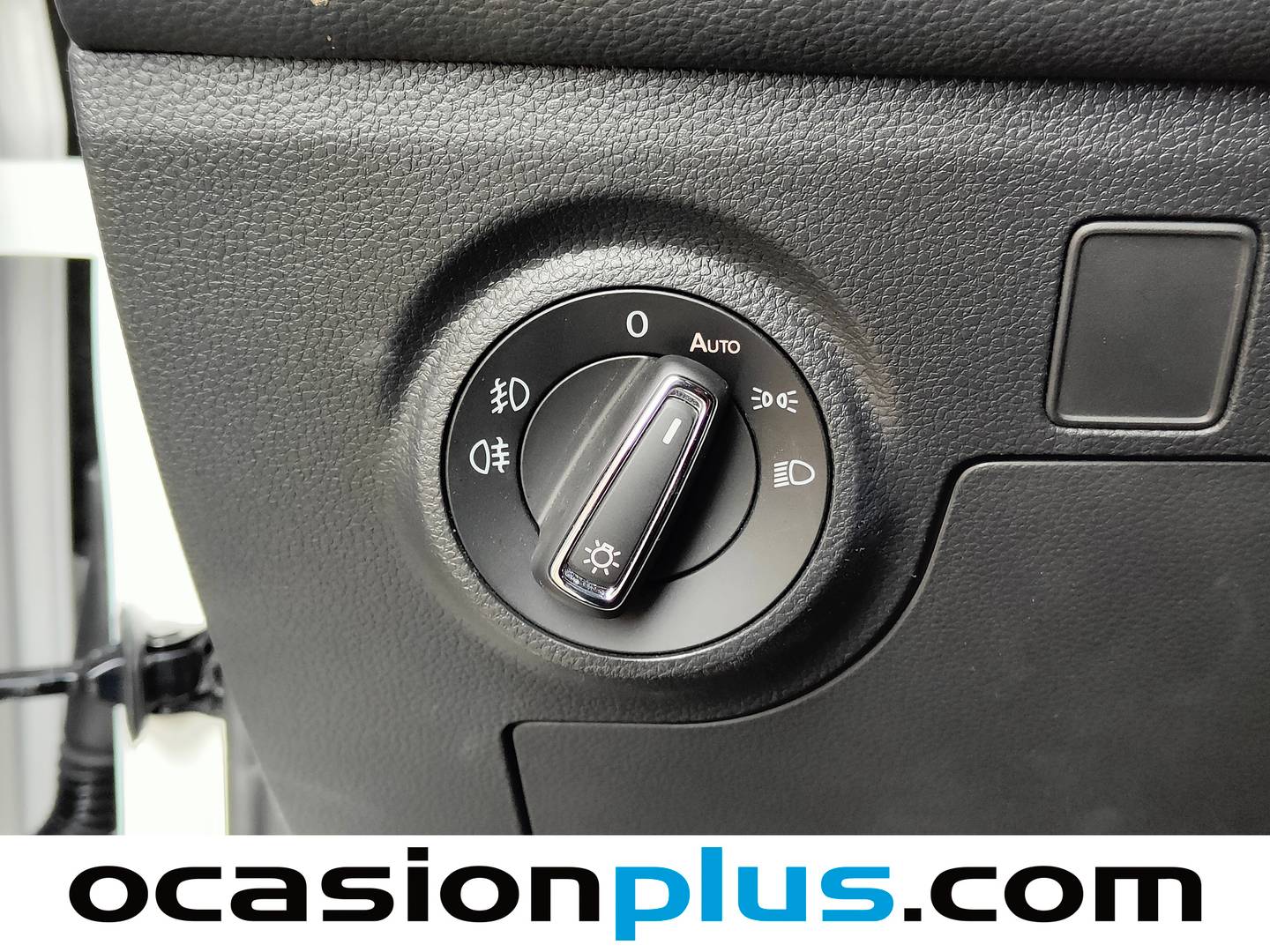 Seat Arona SEAT Arona 1.0 TSI FR Go2 81 kW (110 CV) de segunda mano