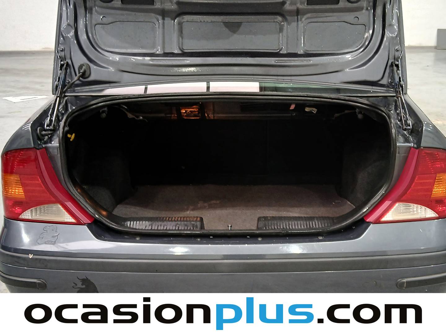 Foto Ford Focus Ford Focus 1.6 Sedan Ghia (100 CV)