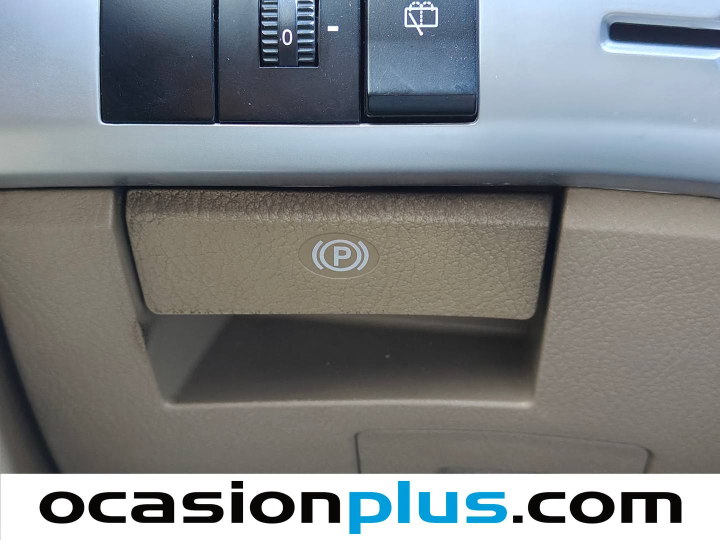 SsangYong Rodius SsangYong Rodius 270 Xdi Limited (165 CV) 7 plazas seminuevo