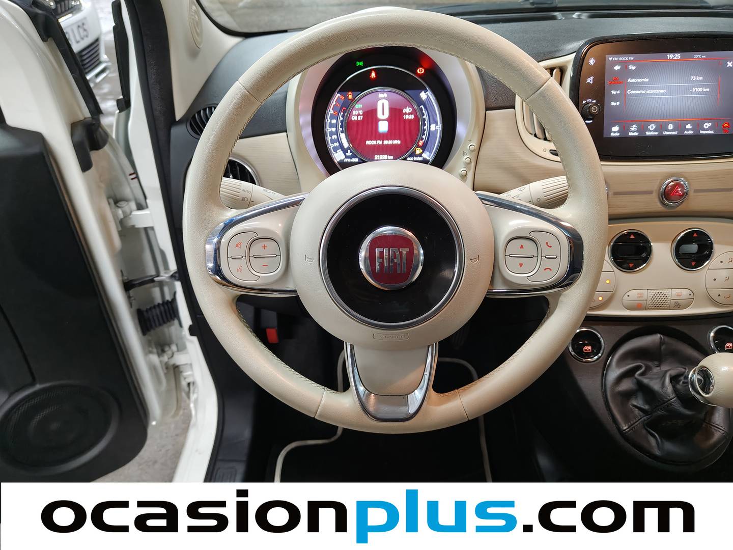 Equipamiento del Fiat 500 Fiat 500 1.2 Dolcevita (69 CV)