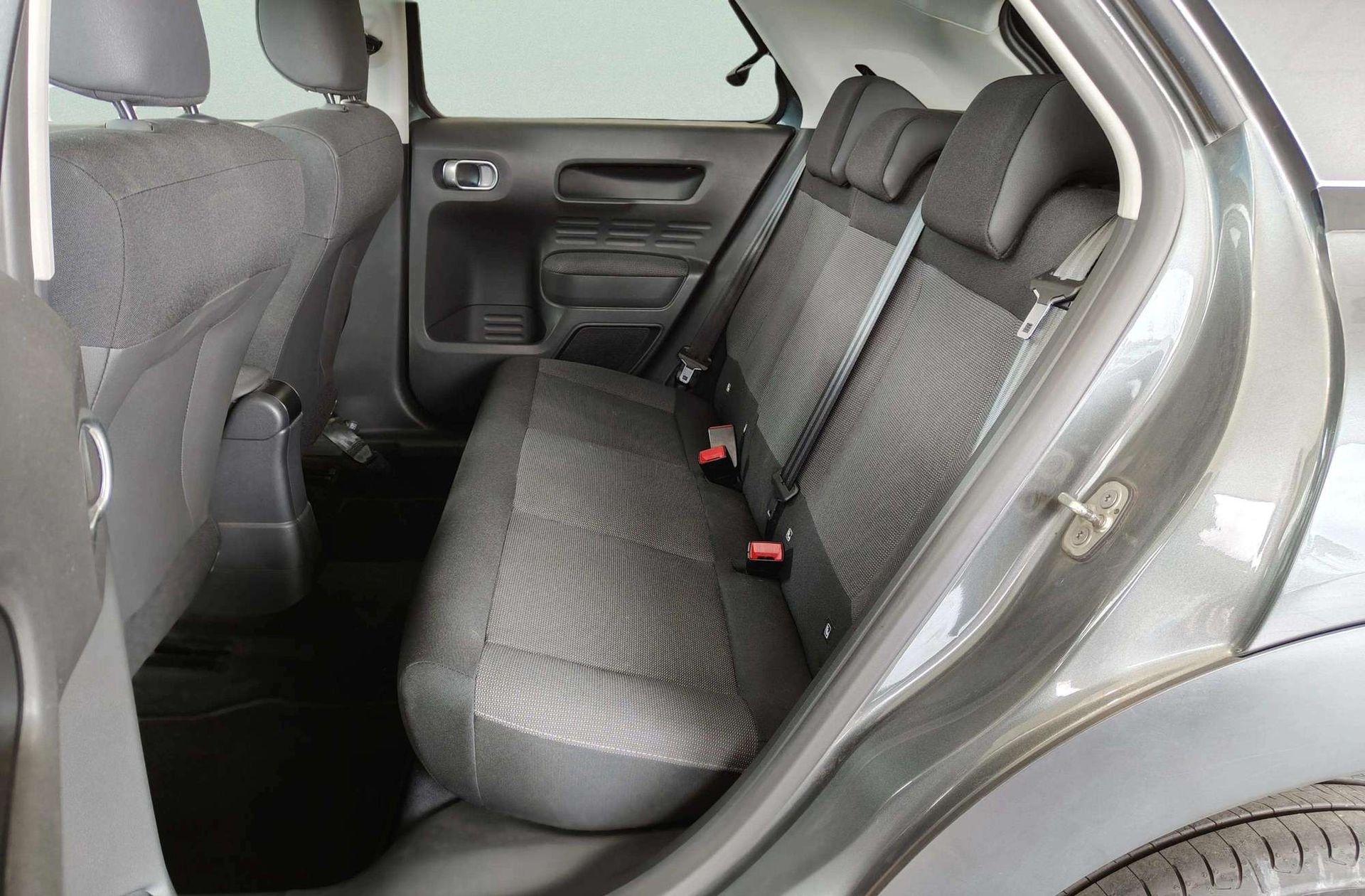 Citroën C4 Cactus BlueHDi 100 Shine - foto 14