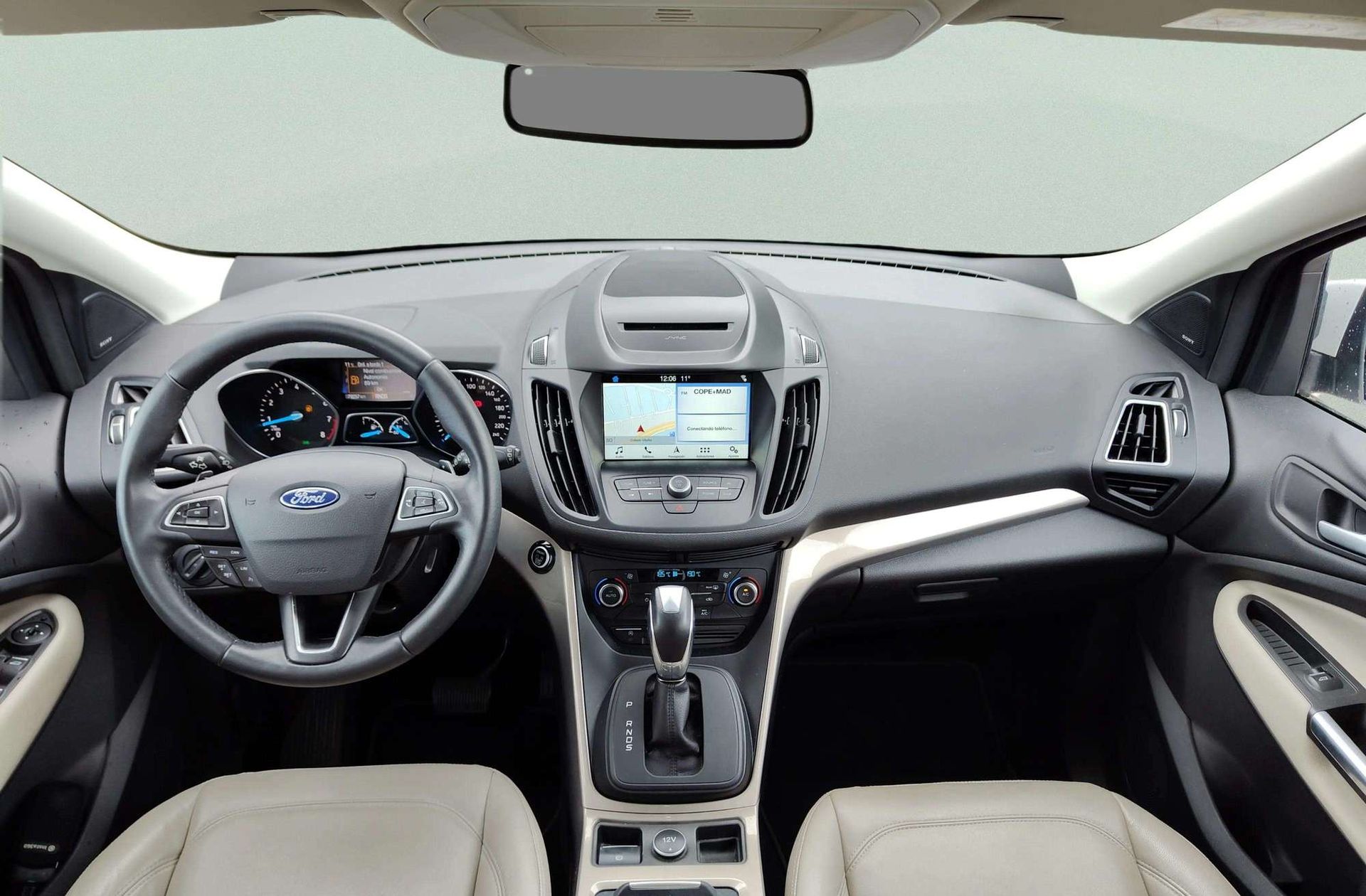 Ford Kuga 1.5 EcoBoost Titanium 4x4 - foto 7
