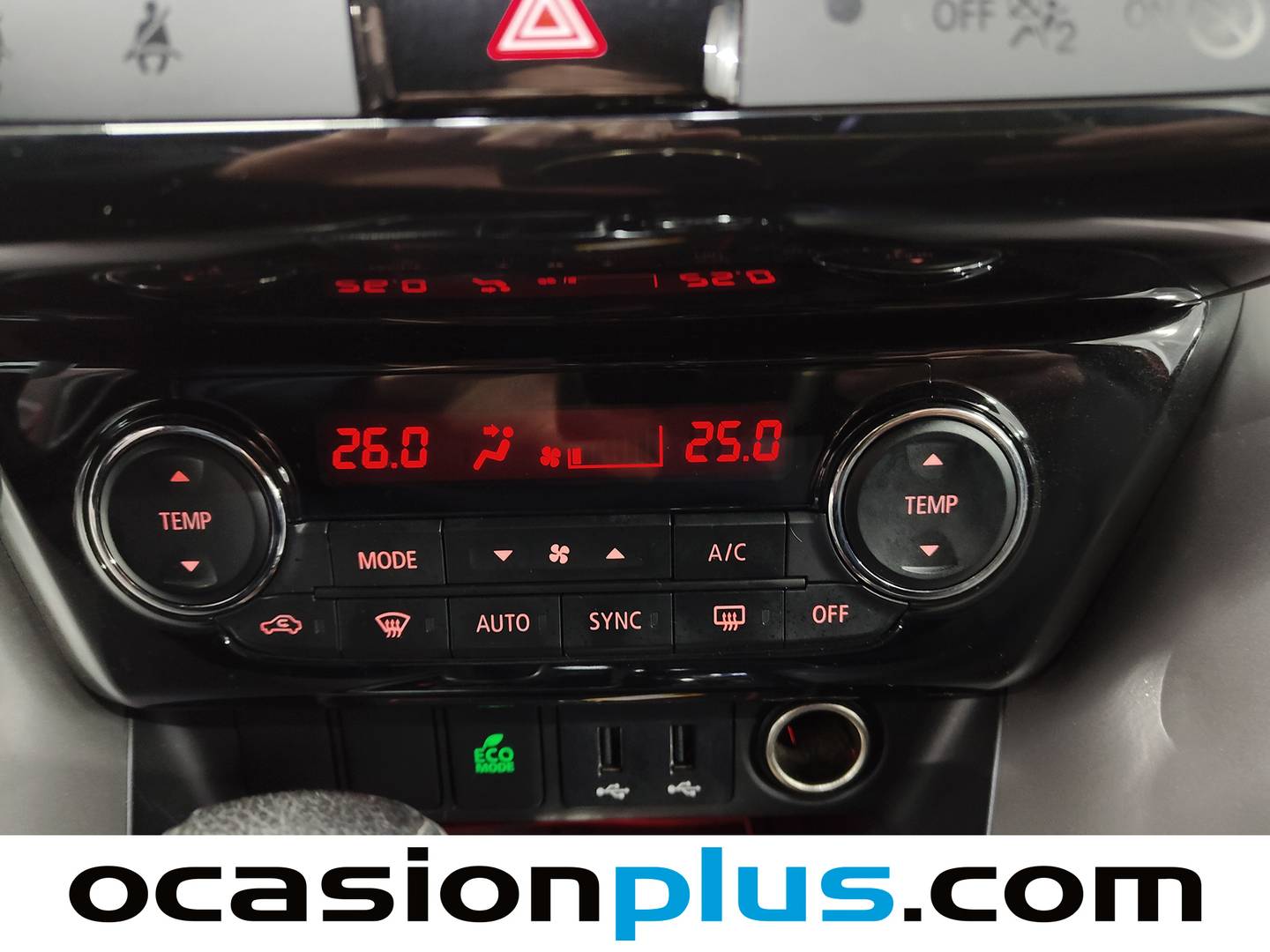 Foto Mitsubishi Eclipse Cross Mitsubishi Eclipse Cross 150T Kaiteki 4WD CVT (163 CV)