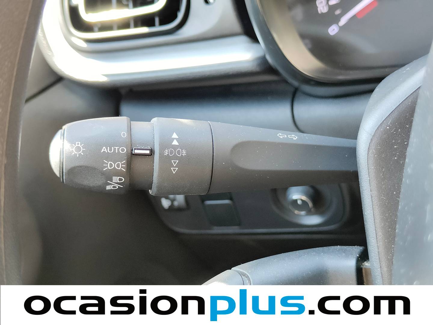 Accesorios del Citroën C3 Citroën C3 PureTech 110 S&S Shine EAT6 (110 CV)