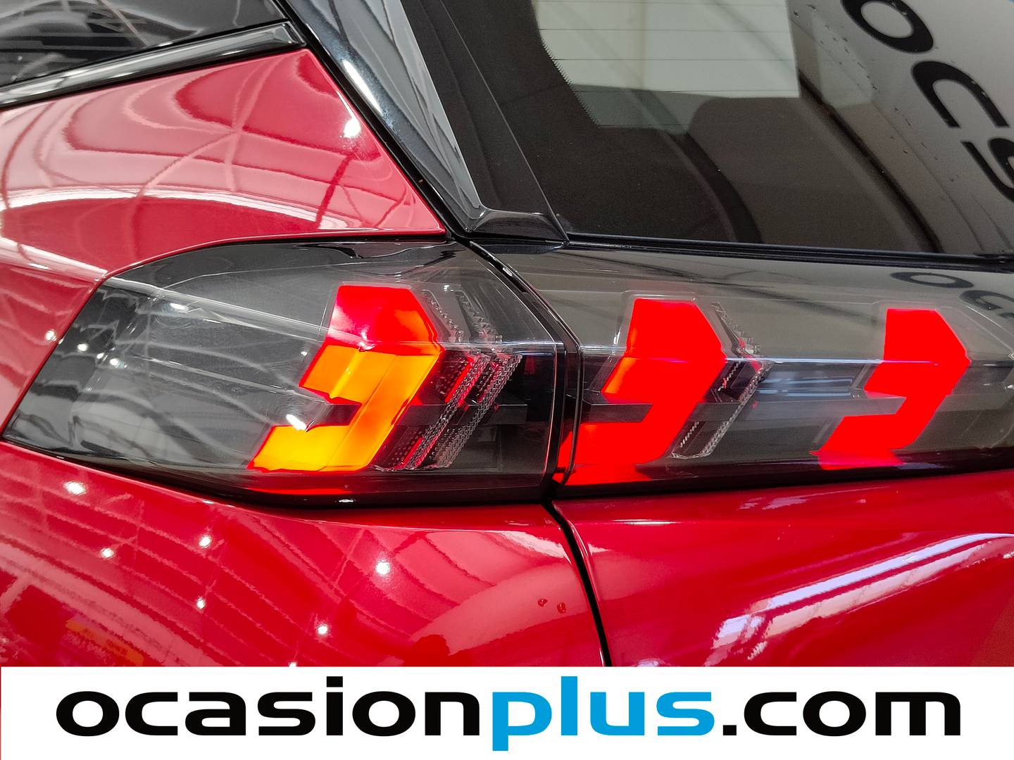 Accesorios del Peugeot 2008 Peugeot 2008 PureTech 130 S&S GT Line EAT8 (130 CV)
