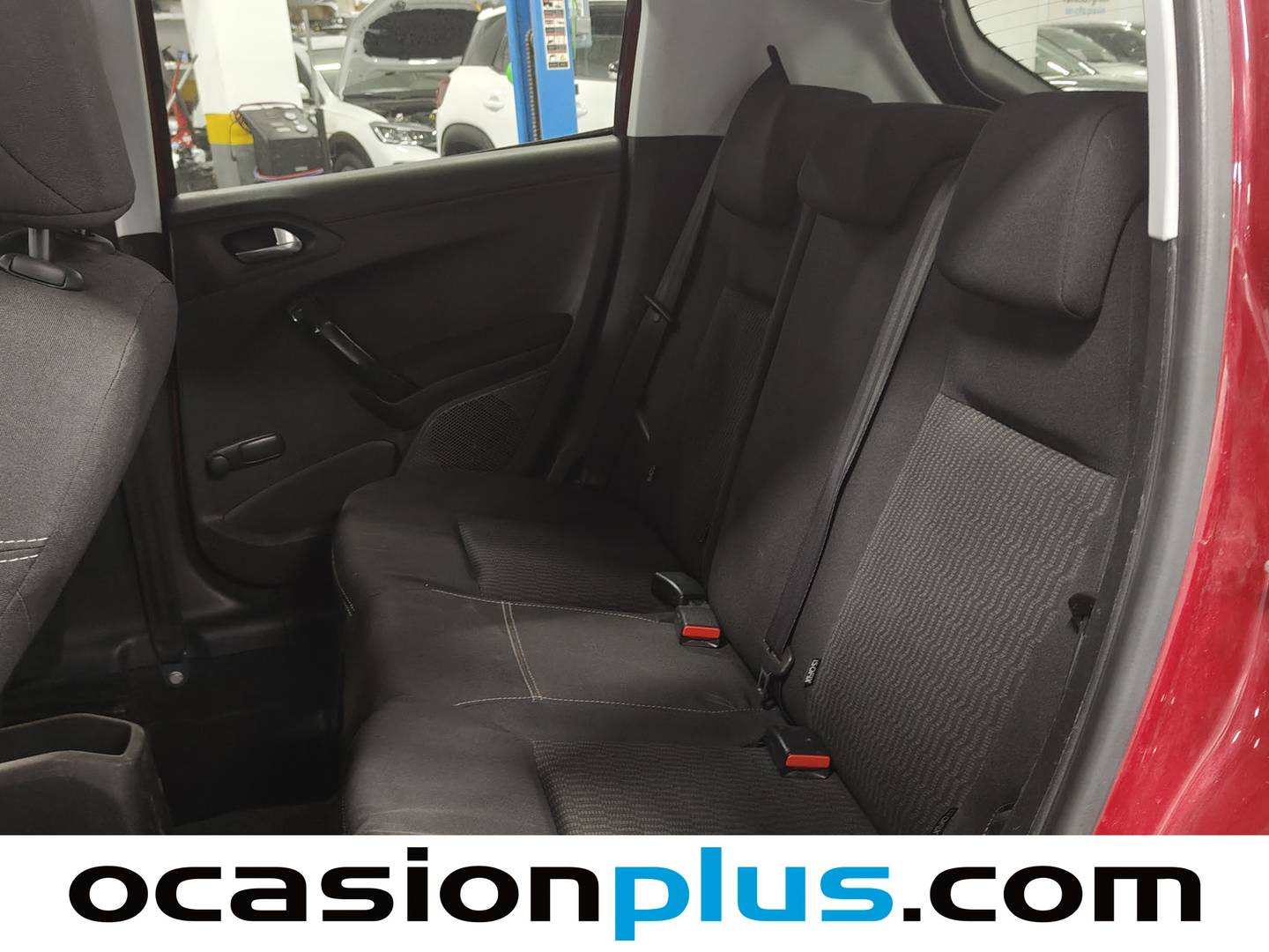 Foto asientos traseros Peugeot 208 Peugeot 208 1.6 BlueHDi S&S Active (75 CV)